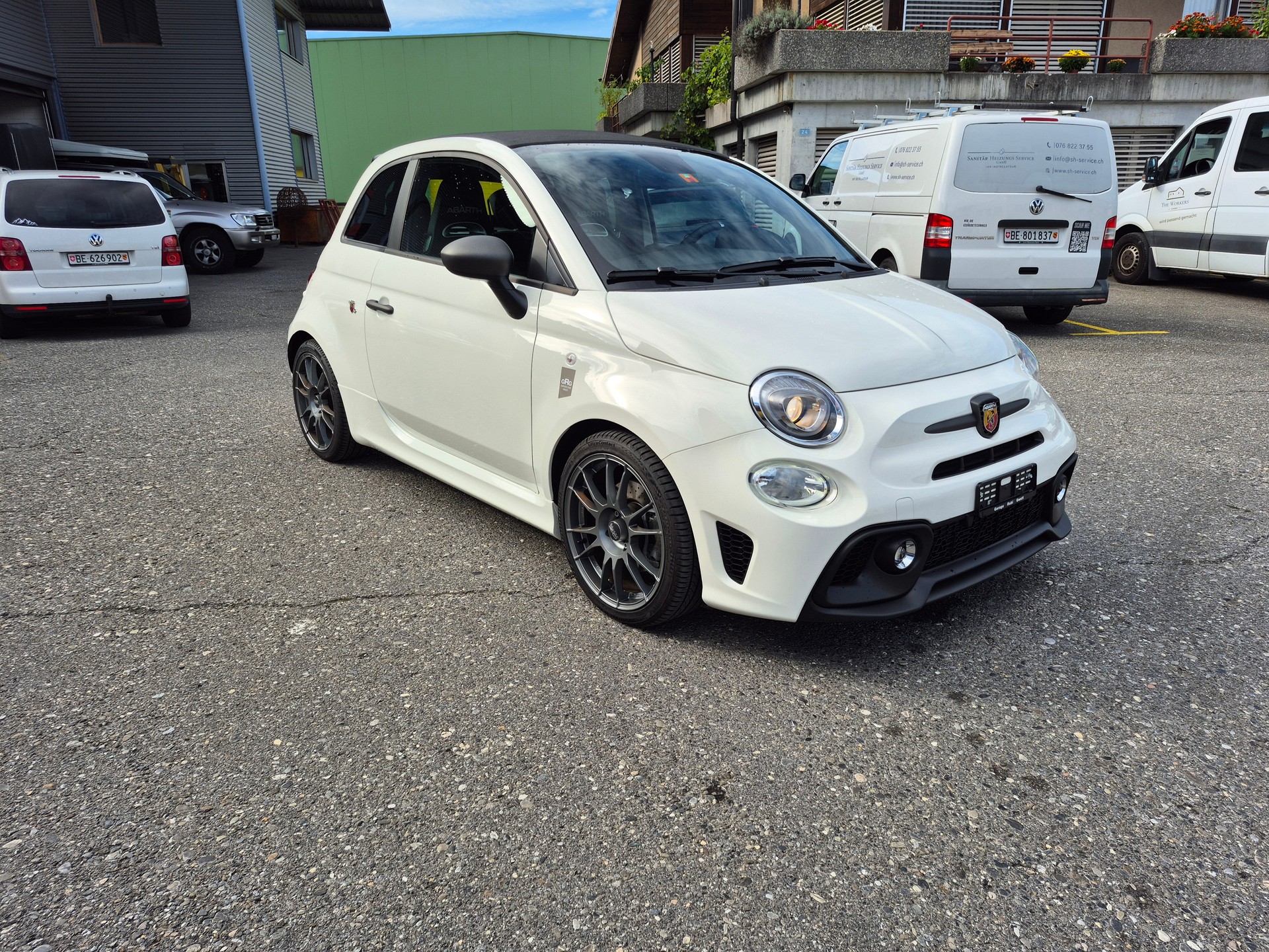 FIAT 595C 1.4 16V Turbo Abarth 595 Turismo-image-2