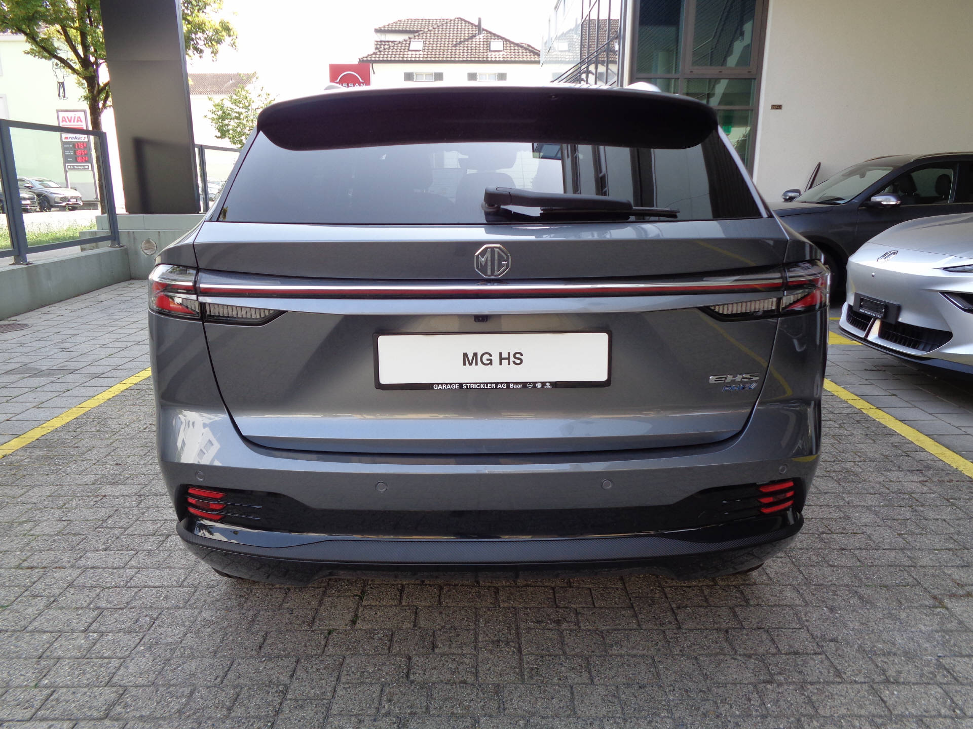 MG MG HS-image-5