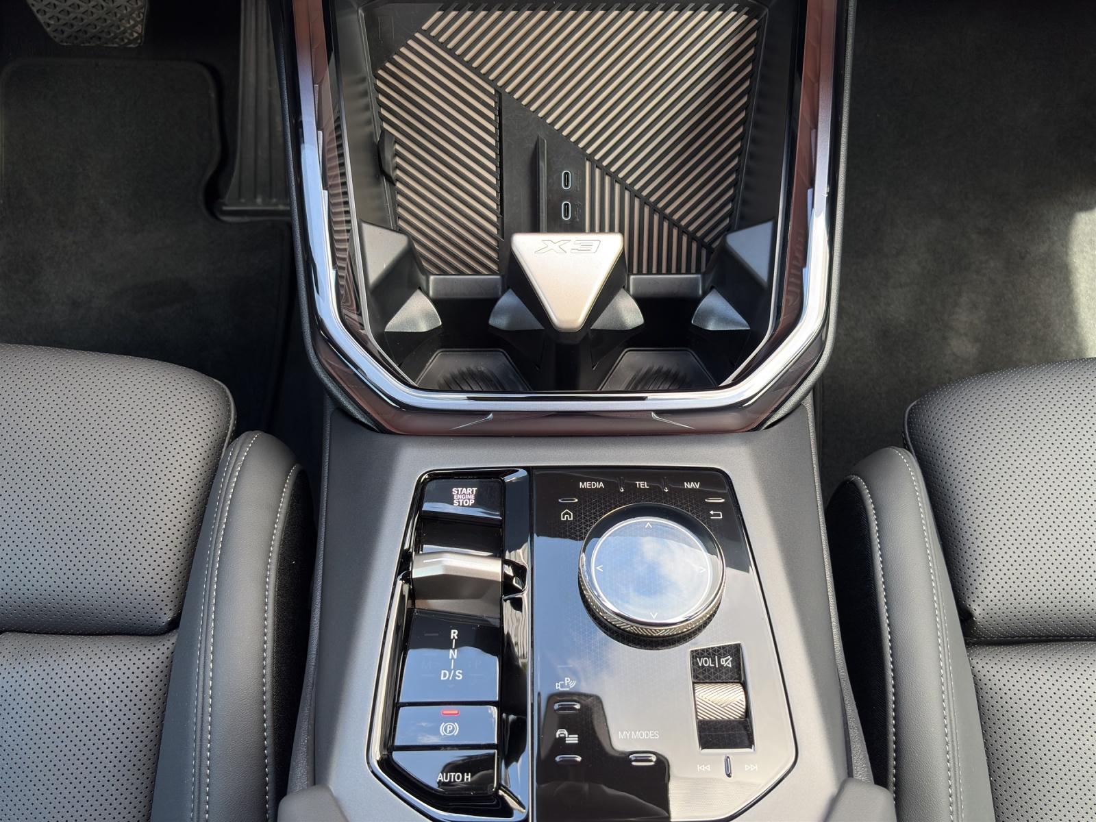 BMW X3 20d xDrive-image-19