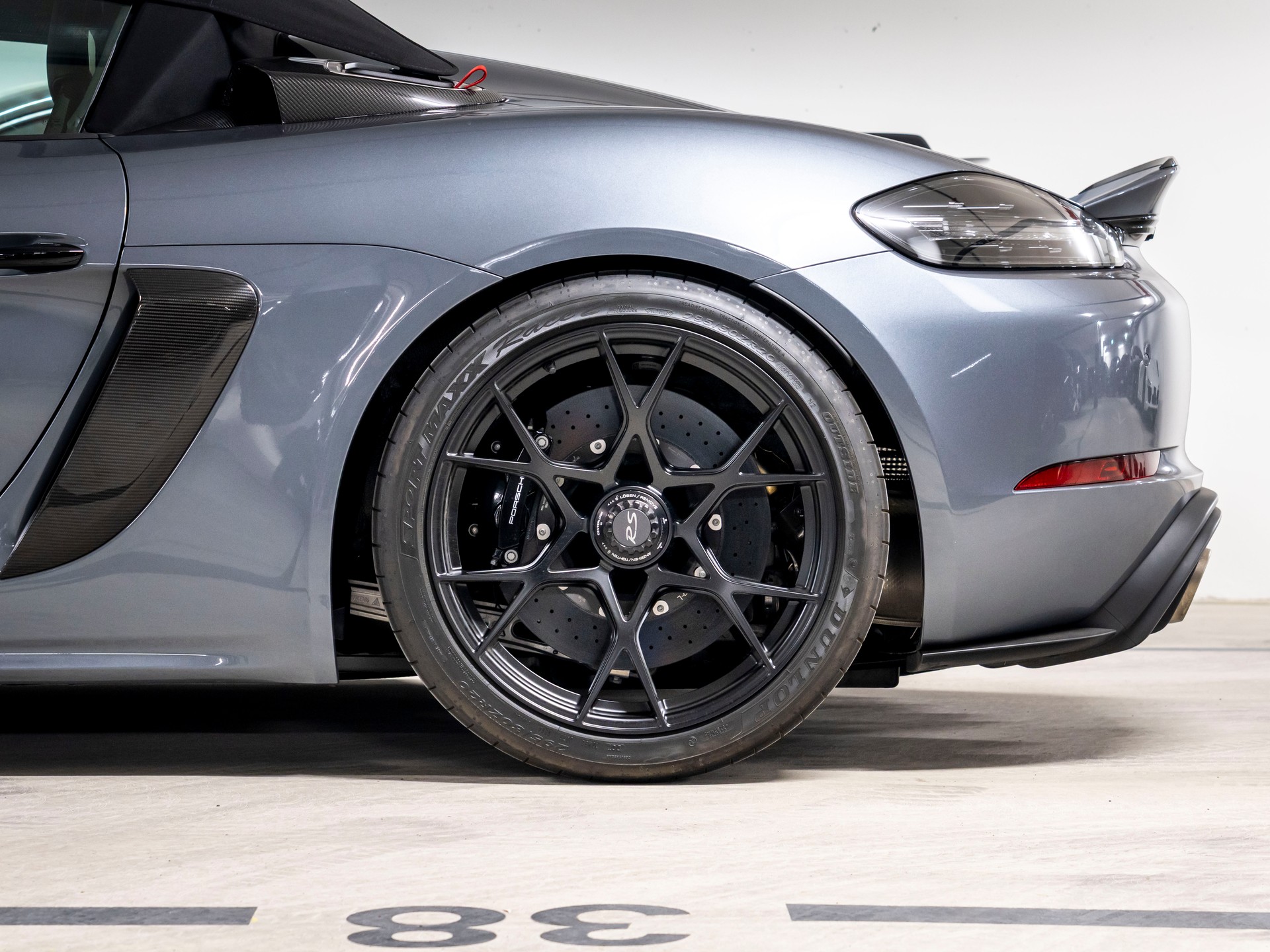 PORSCHE 718 Boxster Spyder RS PDK-image-8