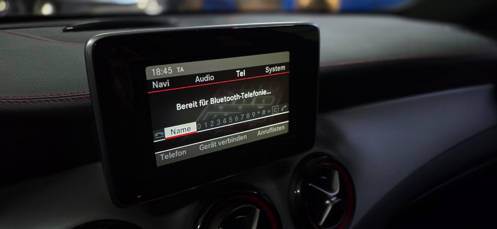 MERCEDES-BENZ GLA 45 AMG 4Matic 7G-DCT *CH-Fahrzeug*-image-21