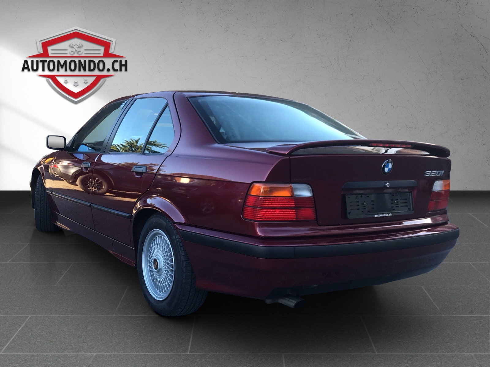 BMW 320i A ABS-image-3