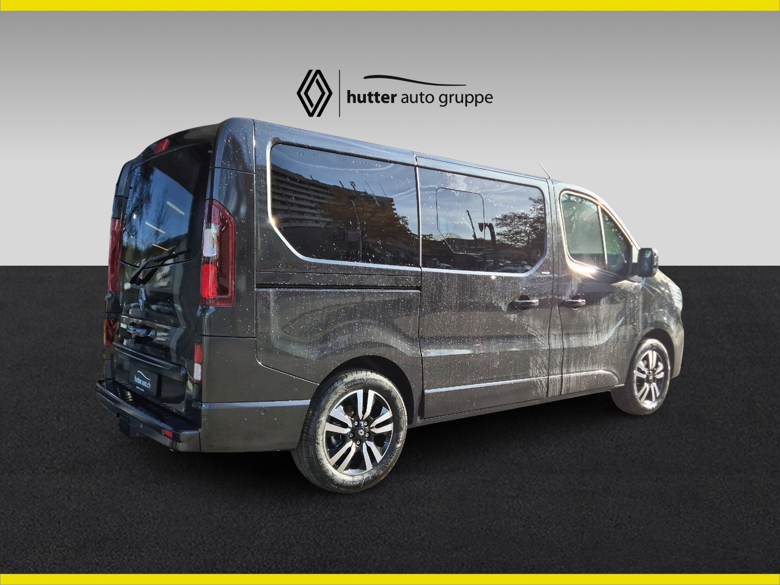RENAULT Trafic Spaceclass 2.0 dCi Blue 170 EAG9-image-4