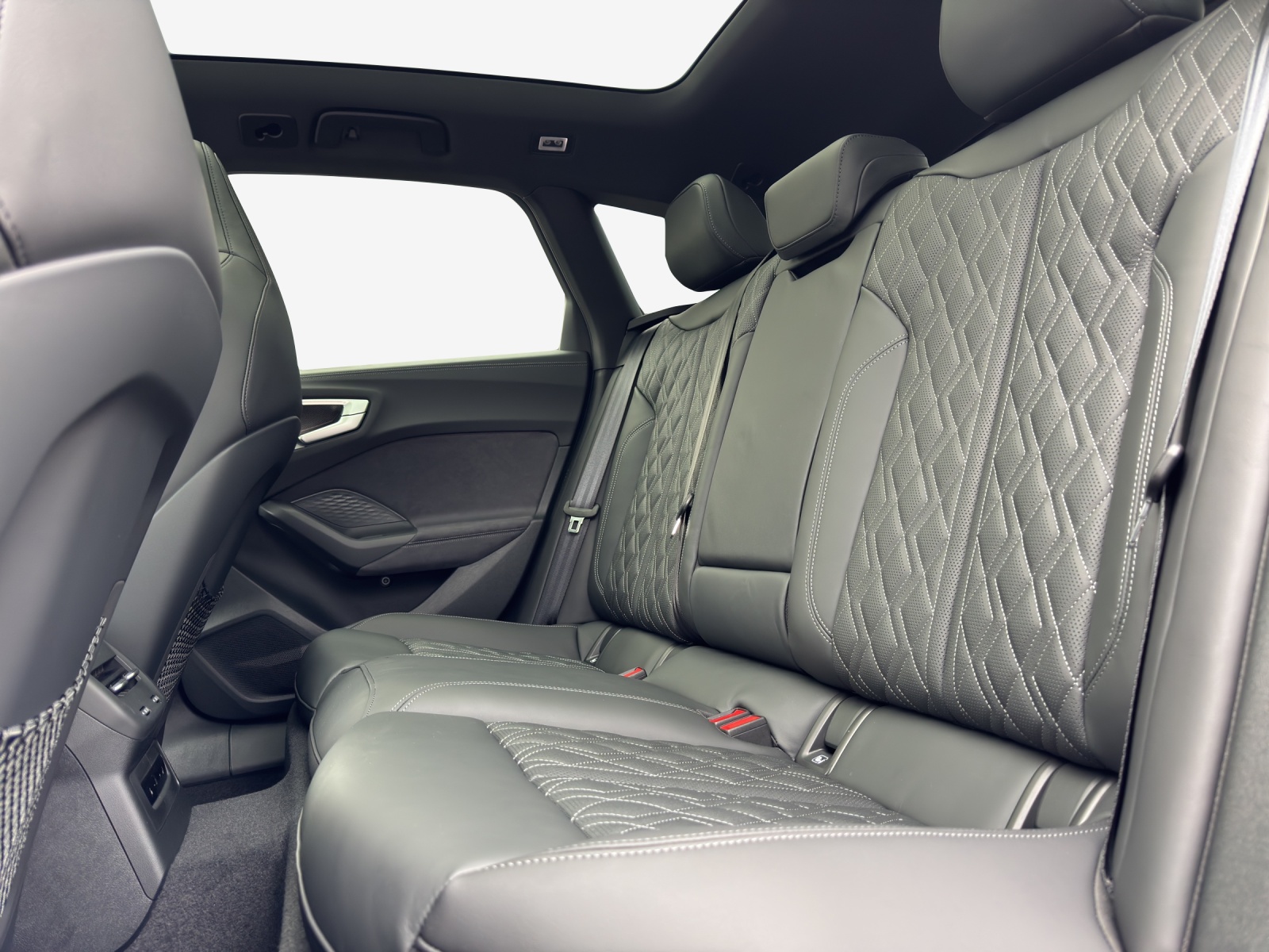 AUDI S5 Avant TFSI quattro S tronic-image-11