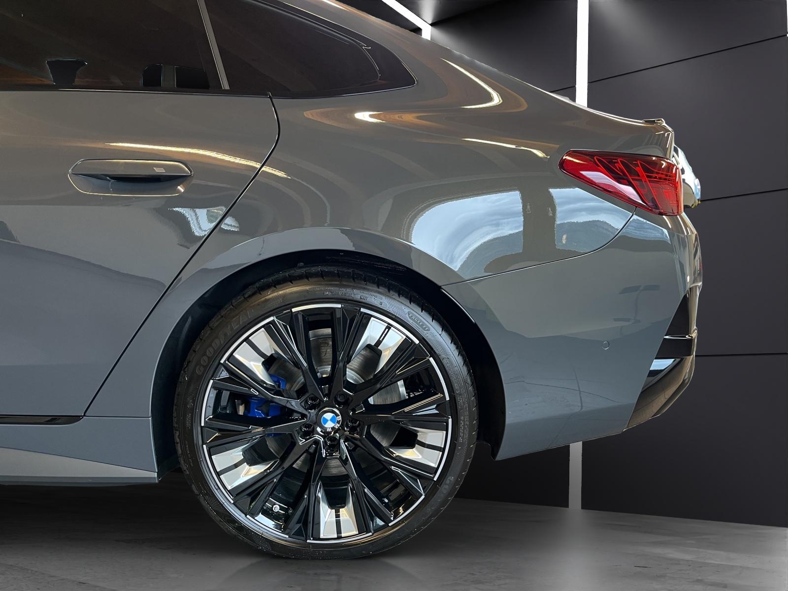 BMW i4 M50-image-9
