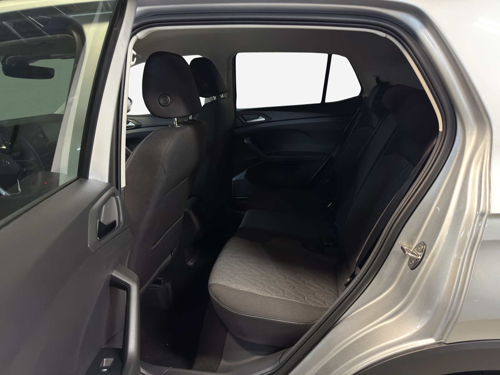 VW T-Cross 1.0 TSI EVO Life DSG-image-11
