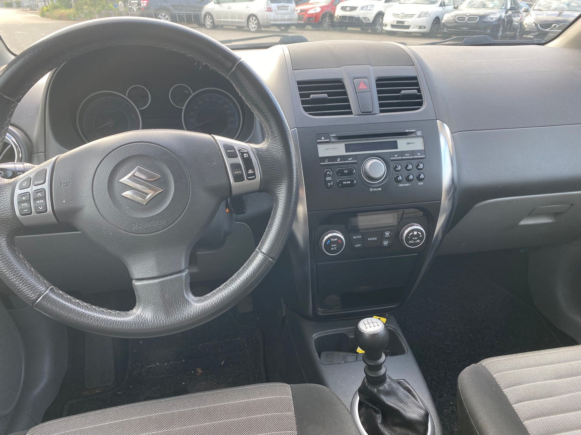 SUZUKI SX4 2.0 TD GL Top Indigo 4WD-image-5