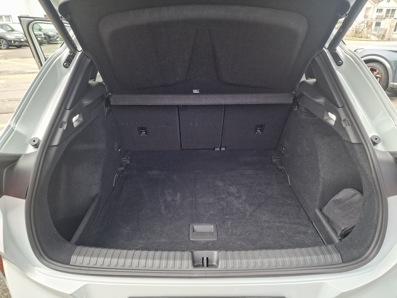 CUPRA Terramar 1.5 eTSI DSG-image-28
