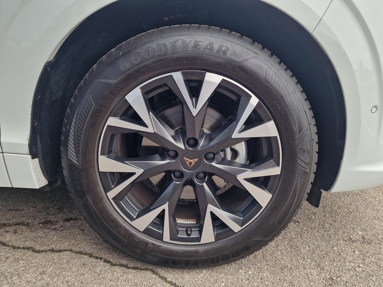 CUPRA Terramar 1.5 eTSI DSG-image-29