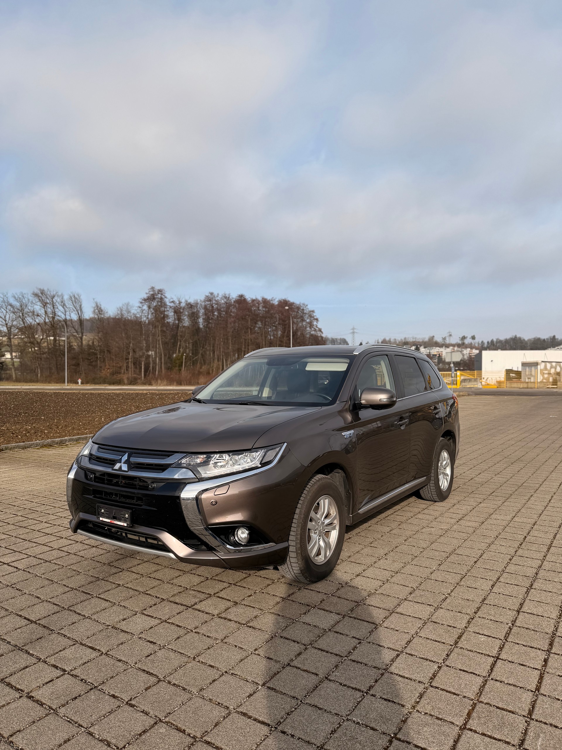 MITSUBISHI Outlander 2.0 PHEV Diamond 4WD Automatic