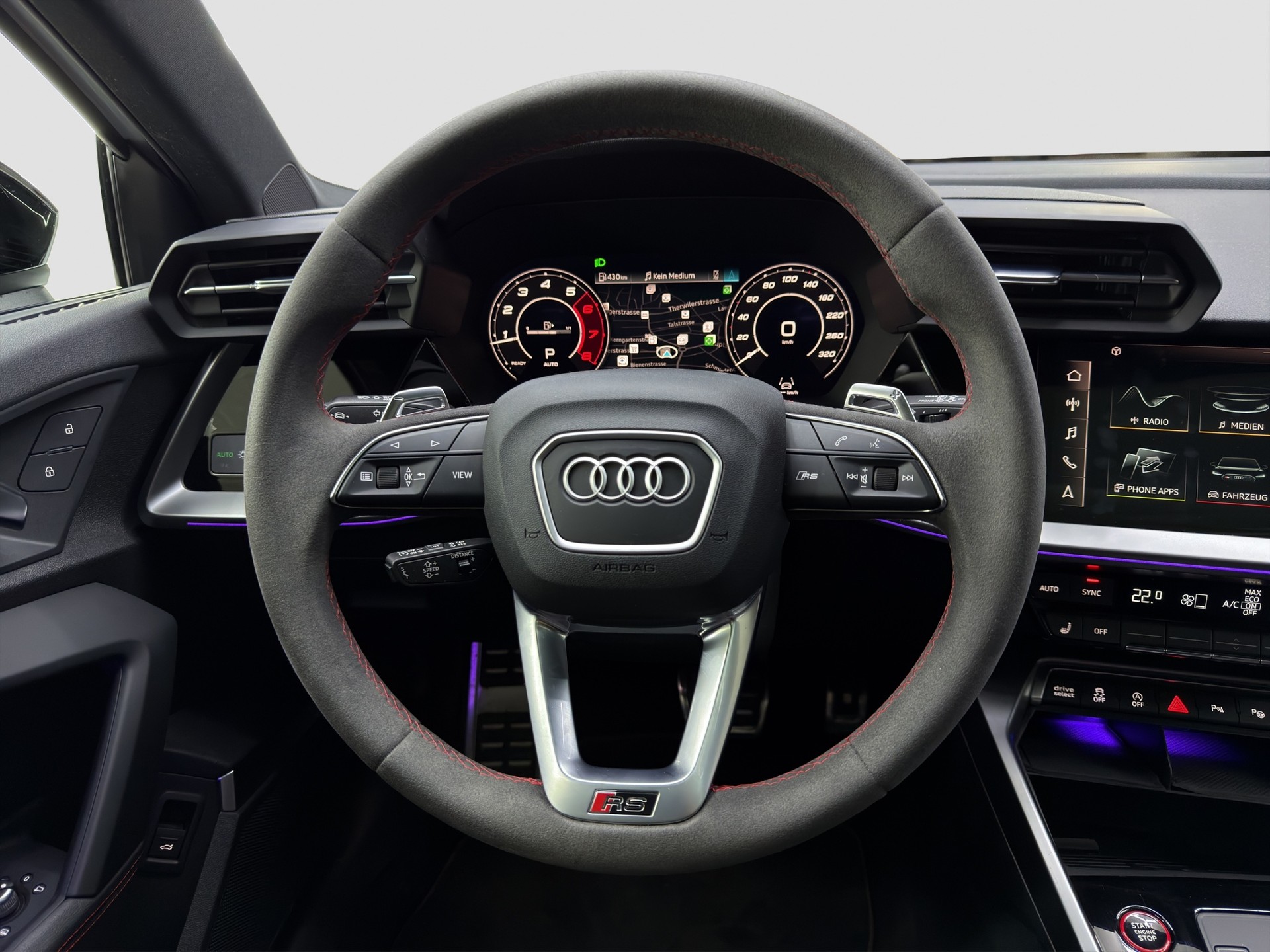 AUDI RS3 Sportback 2.5 TSI quattro S-tronic-image-8
