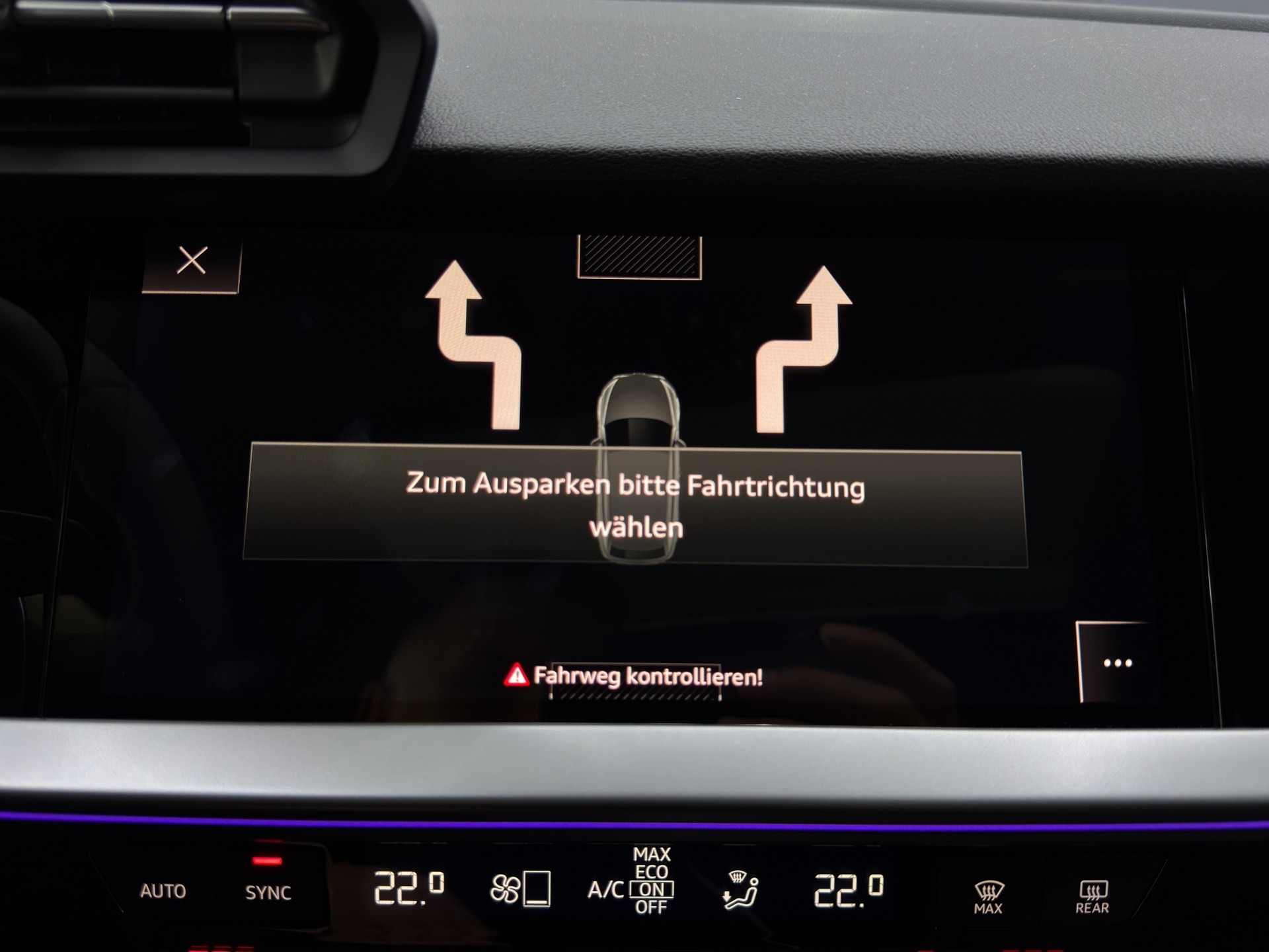 AUDI RS3 Sportback 2.5 TSI quattro S-tronic-image-25