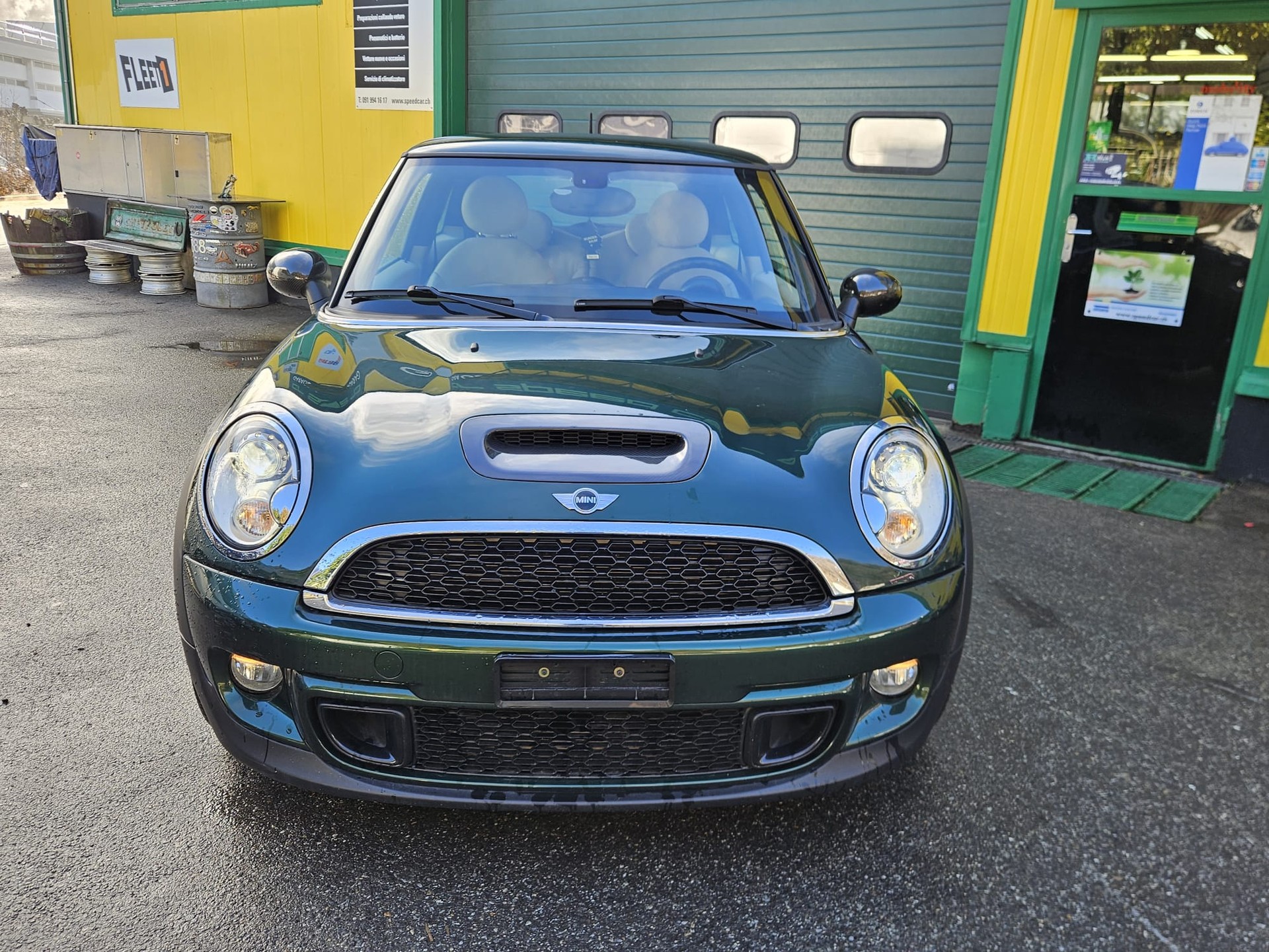 MINI Cooper John Cooper Works-image-1