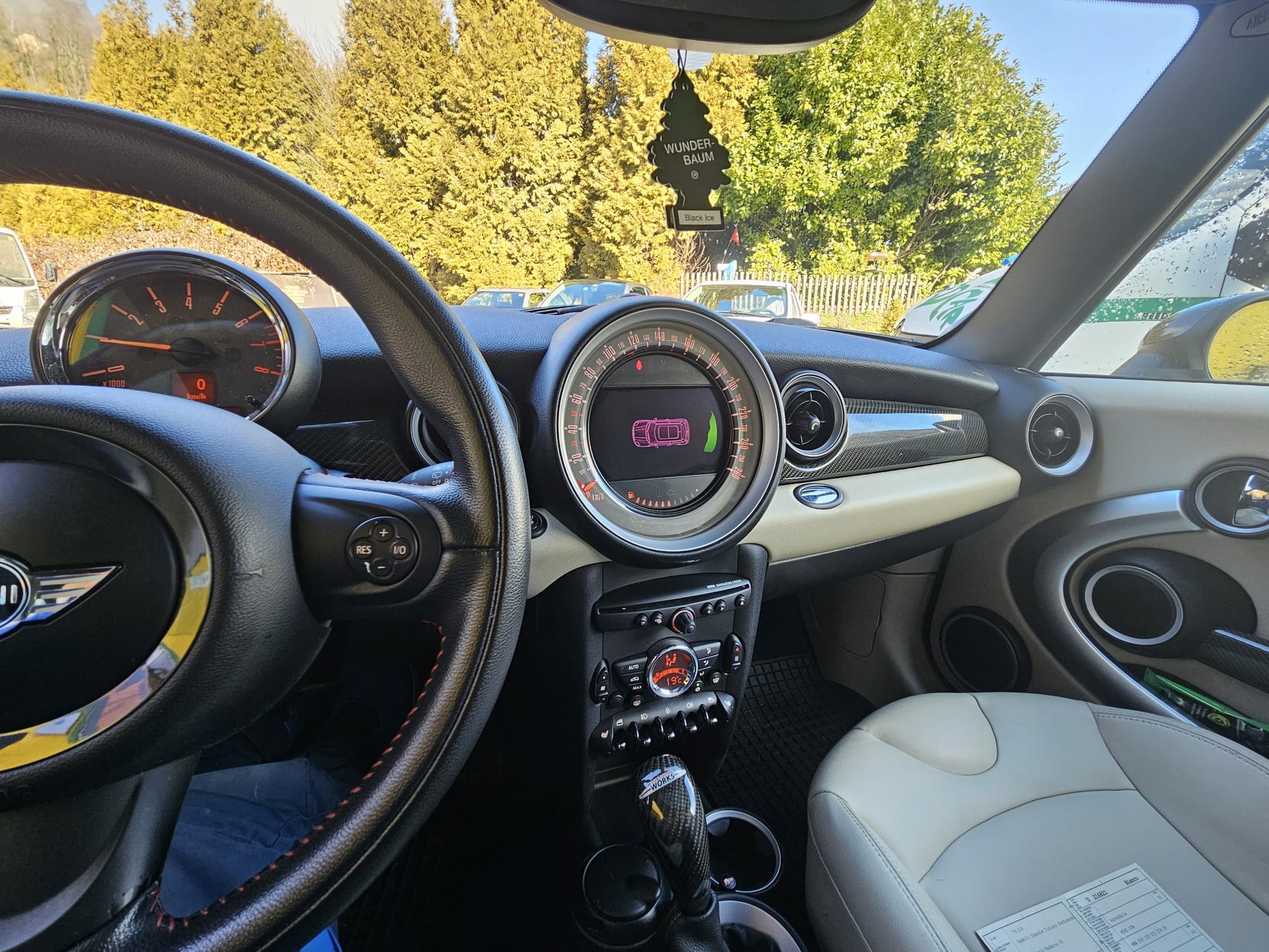 MINI Cooper John Cooper Works-image-6