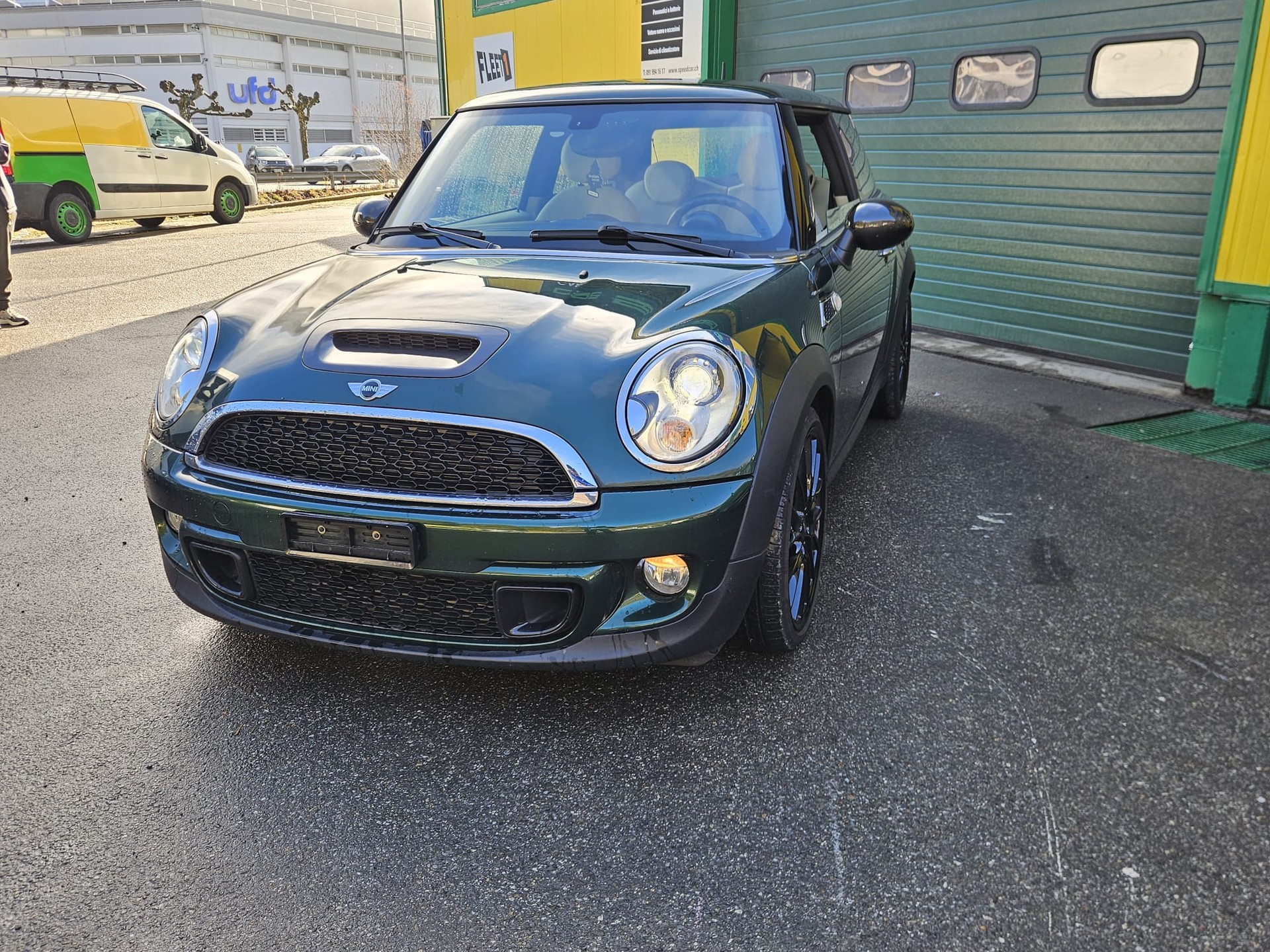 MINI Cooper John Cooper Works-image-3