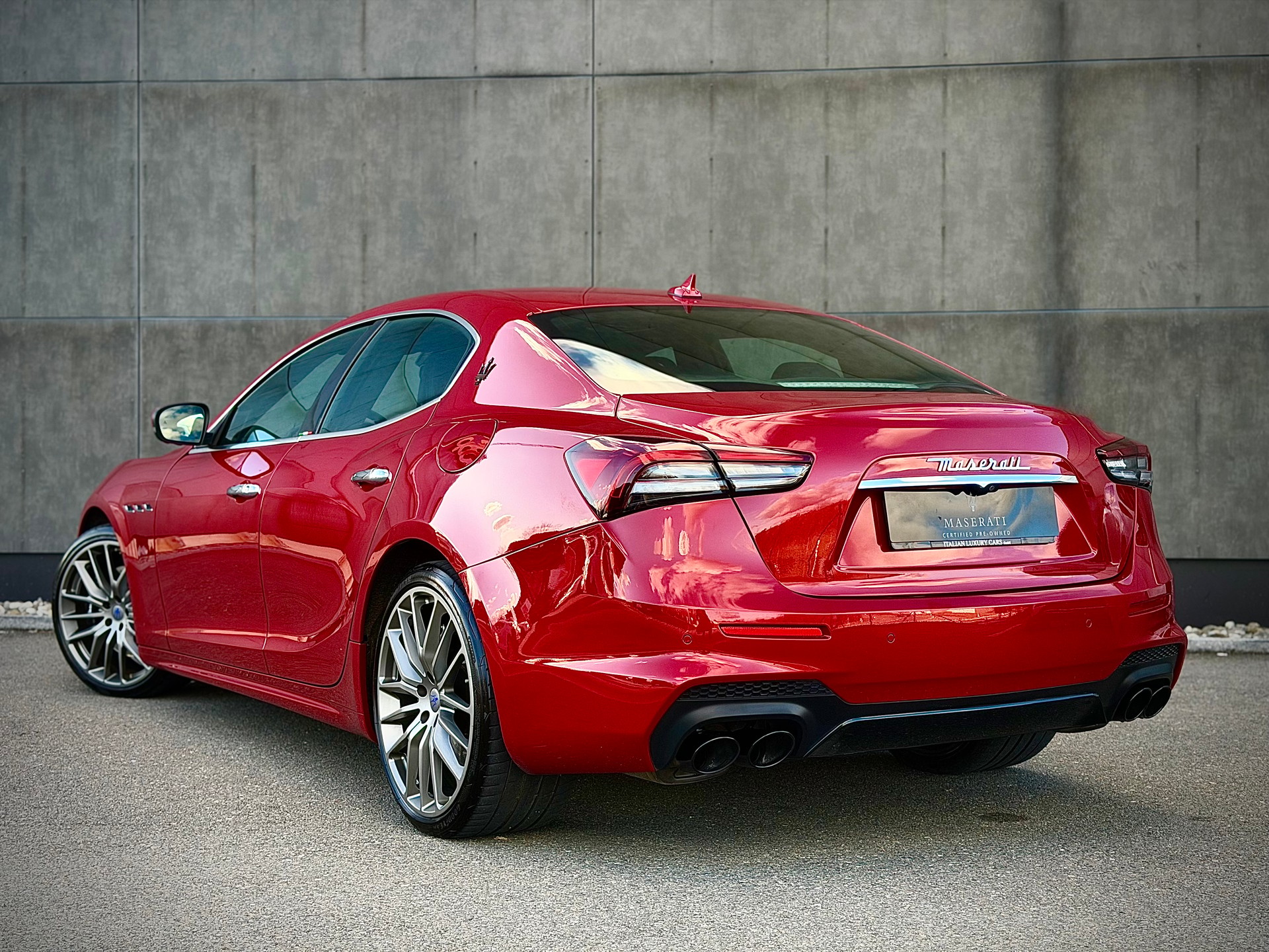 MASERATI Ghibli S Q4 3.0 V6 GranSport Automatica-image-4