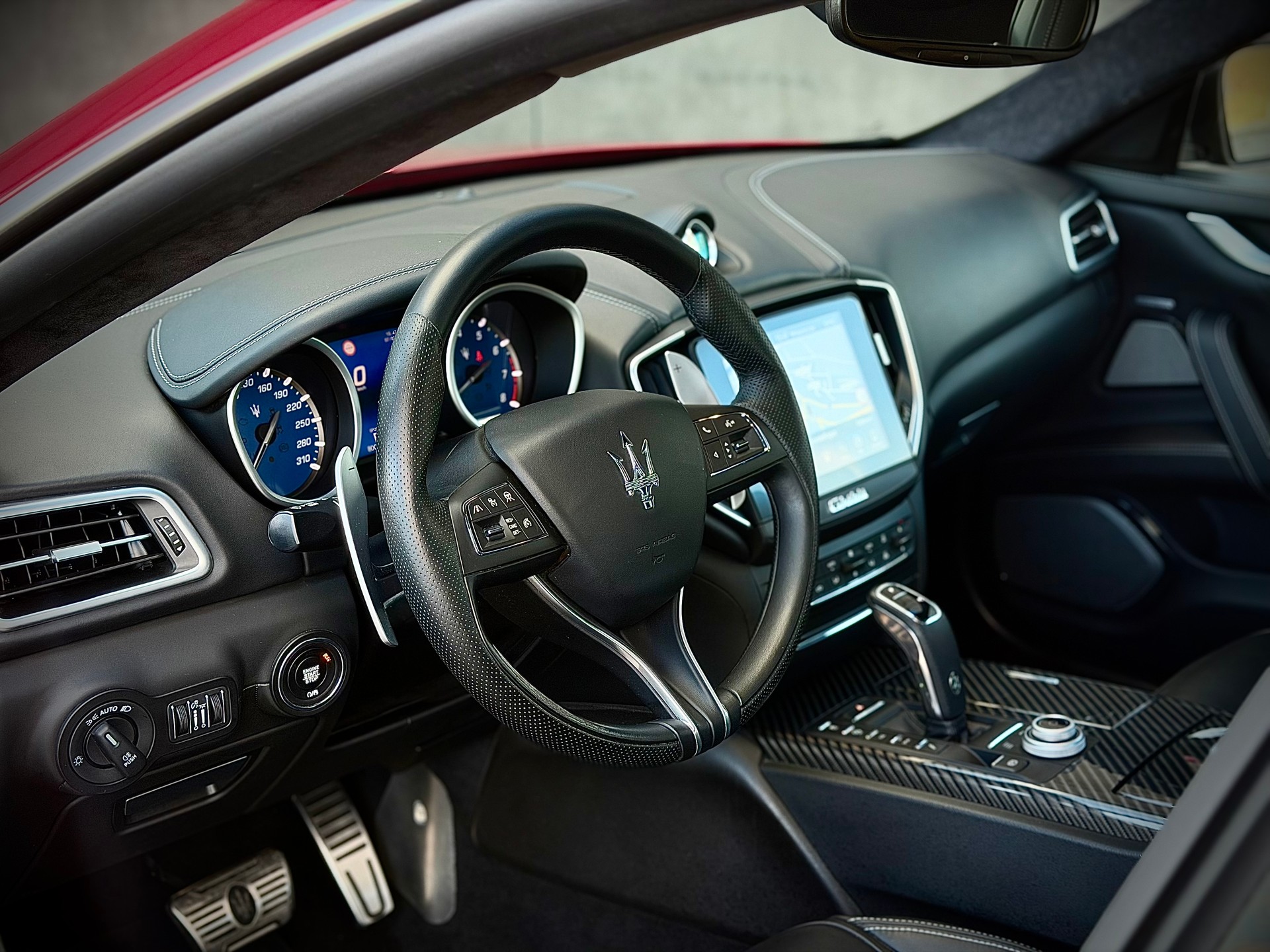 MASERATI Ghibli S Q4 3.0 V6 GranSport Automatica-image-11
