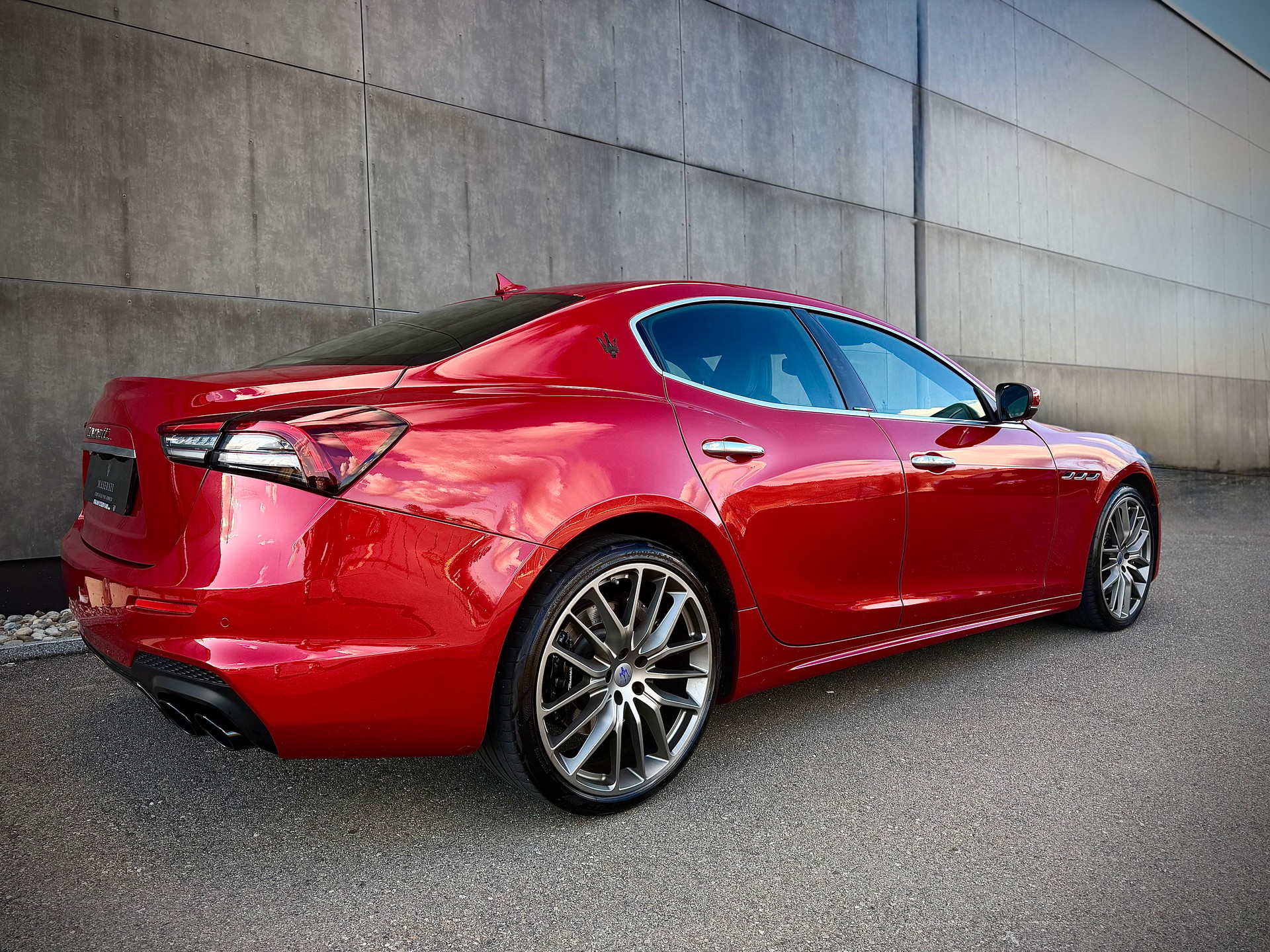 MASERATI Ghibli S Q4 3.0 V6 GranSport Automatica-image-3