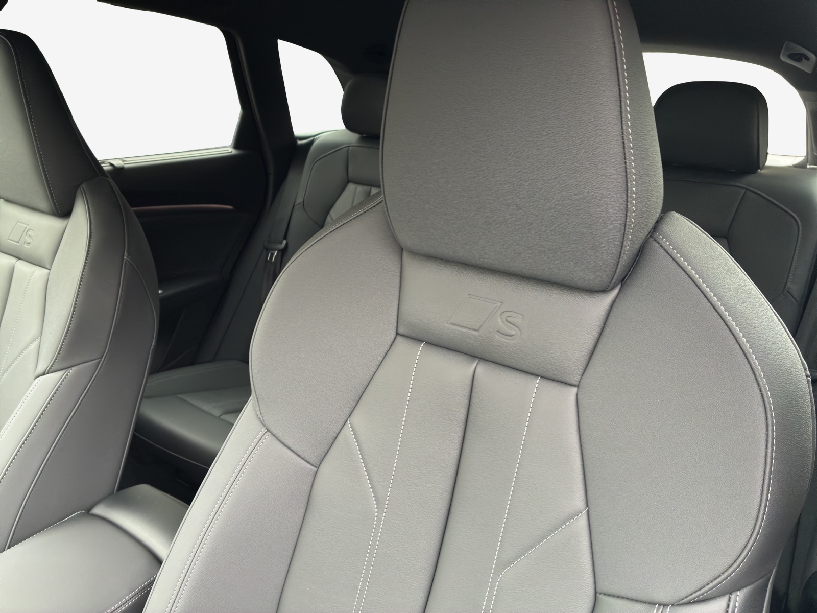 AUDI Q5 e-hybrid quattro 270 kW S-tronic-image-15