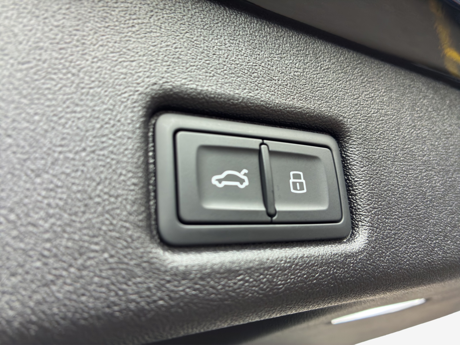 AUDI Q5 e-hybrid quattro 270 kW S-tronic-image-13