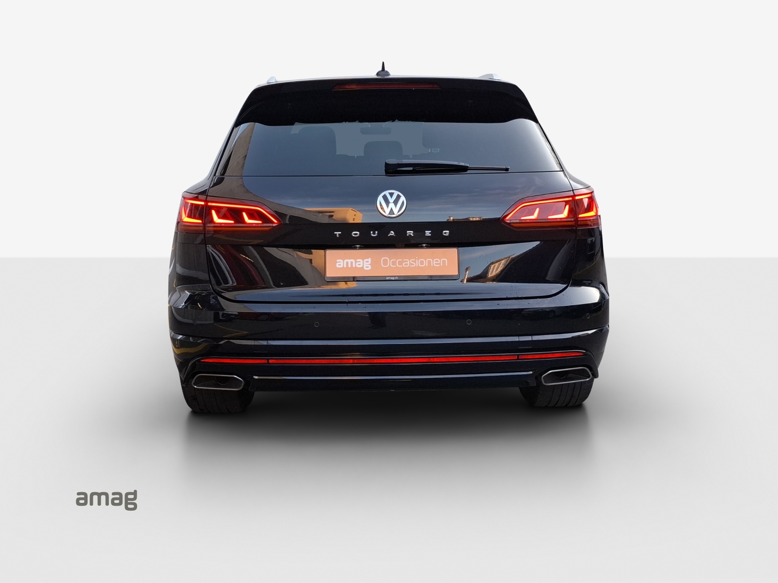 VW Touareg 3.0 TSI R-Line Tiptronic-image-3