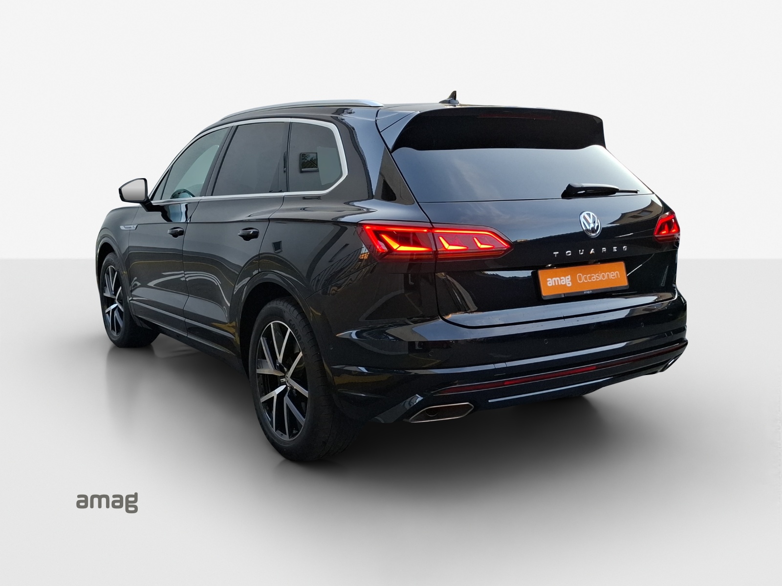 VW Touareg 3.0 TSI R-Line Tiptronic-showroom-element-2
