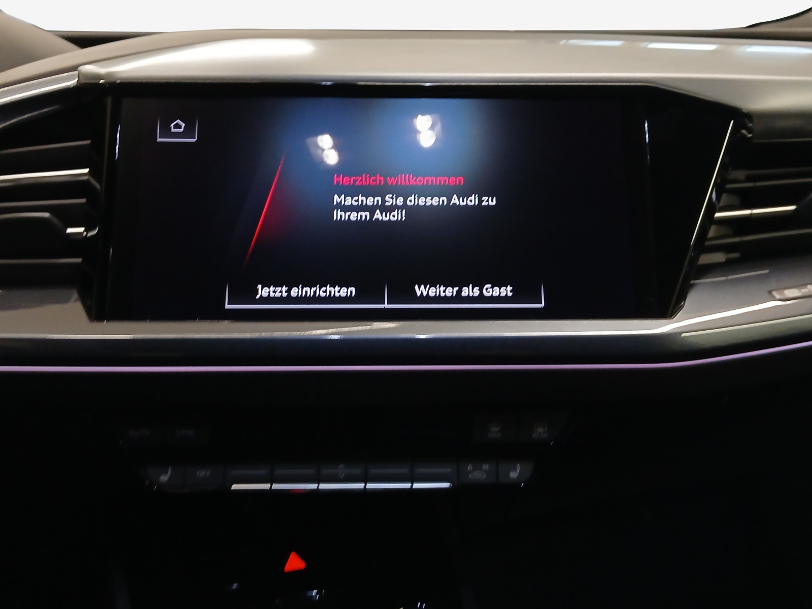 AUDI Q4 Sportback e-tron 45 Attraction quattro-image-10