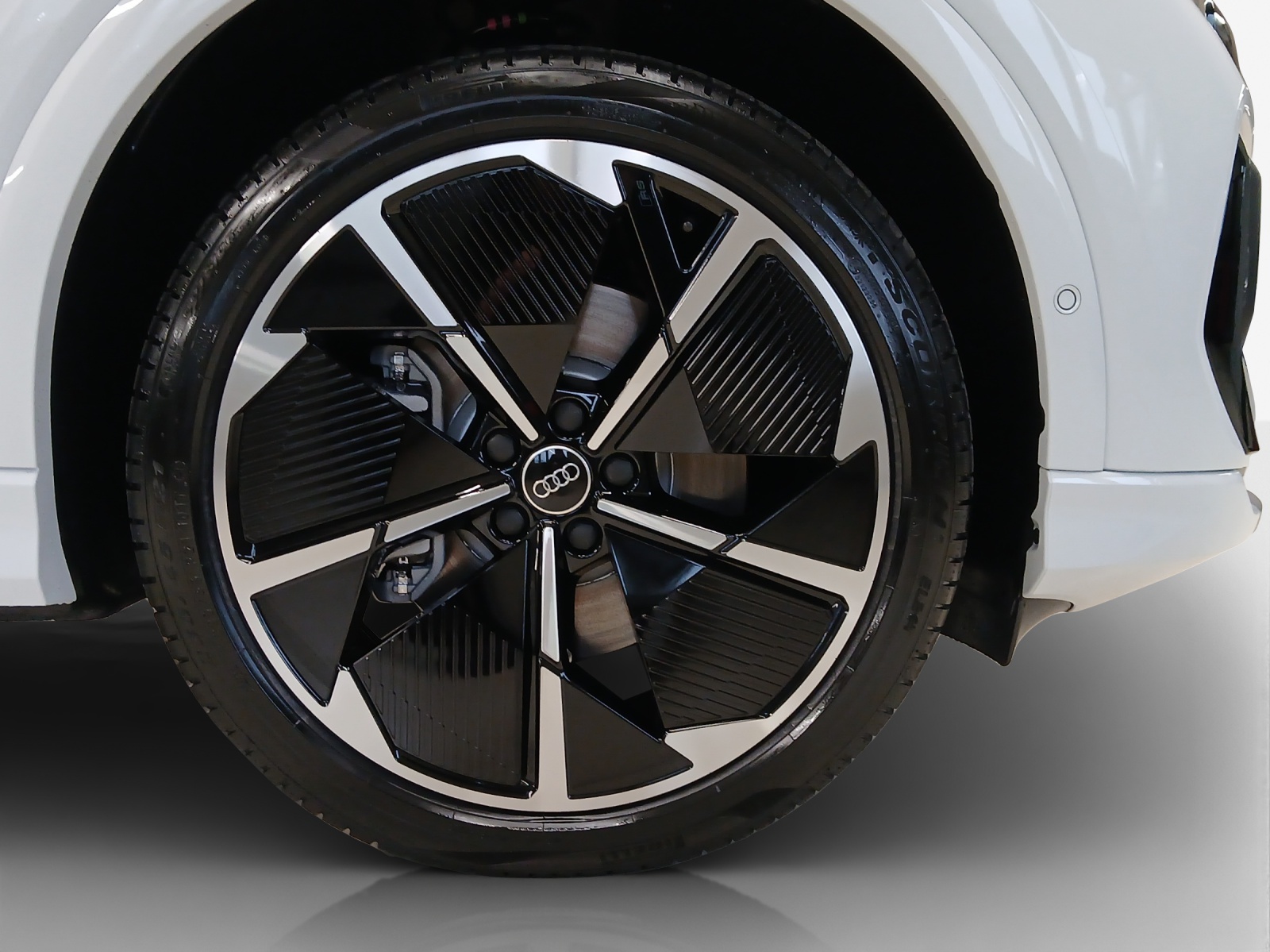 AUDI Q4 Sportback e-tron 45 Attraction quattro-image-14