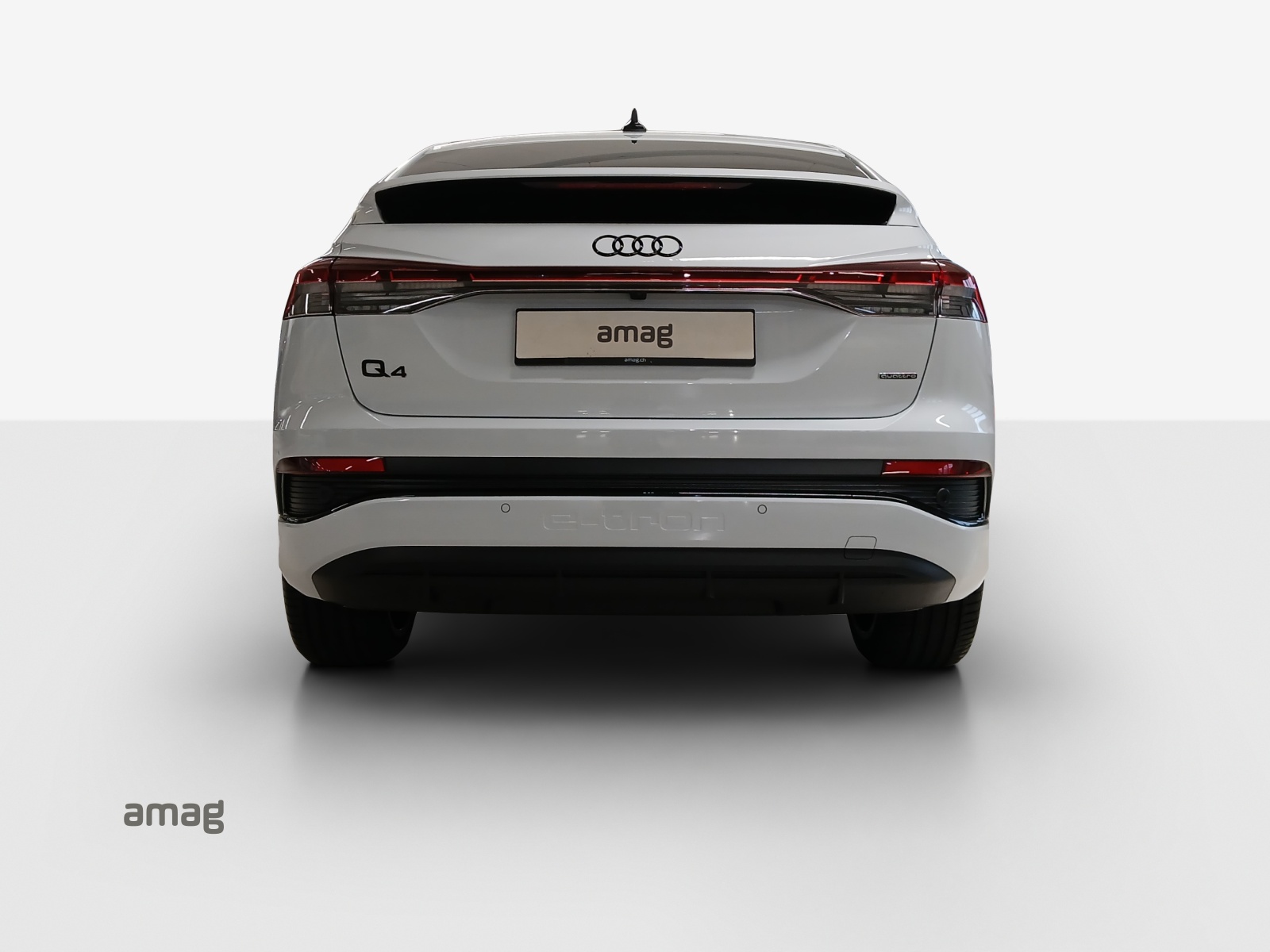 AUDI Q4 Sportback e-tron 45 Attraction quattro-image-3
