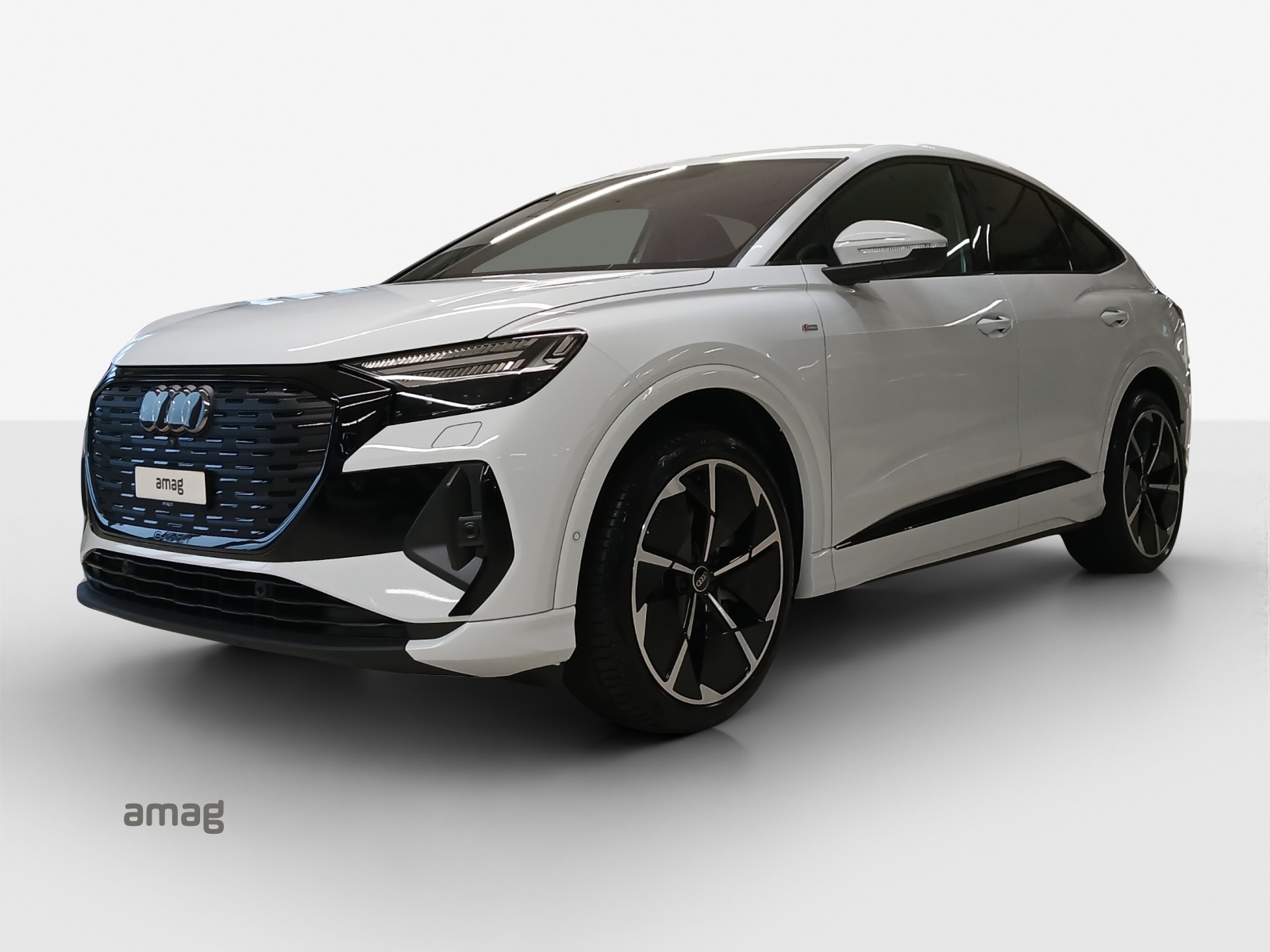 AUDI Q4 Sportback e-tron 45 Attraction quattro-image-0