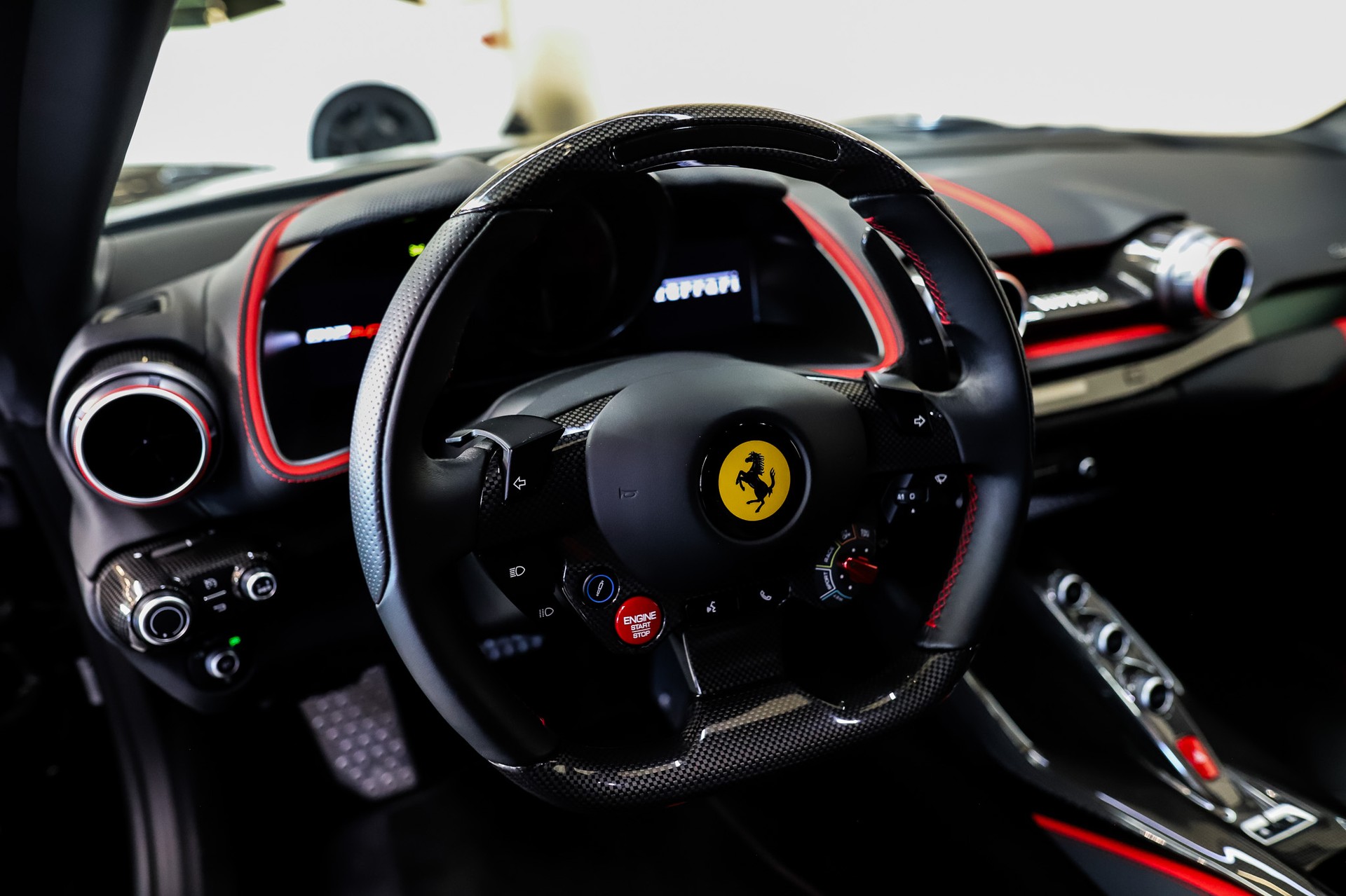 FERRARI 812 Superfast Batmans Batmobil-image-16