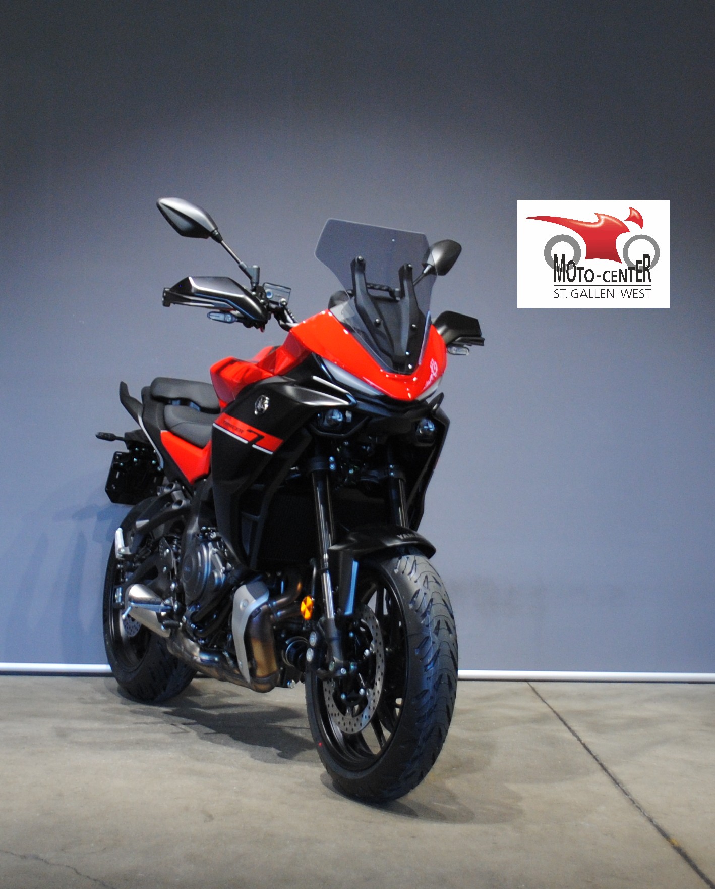 YAMAHA TRACER 7