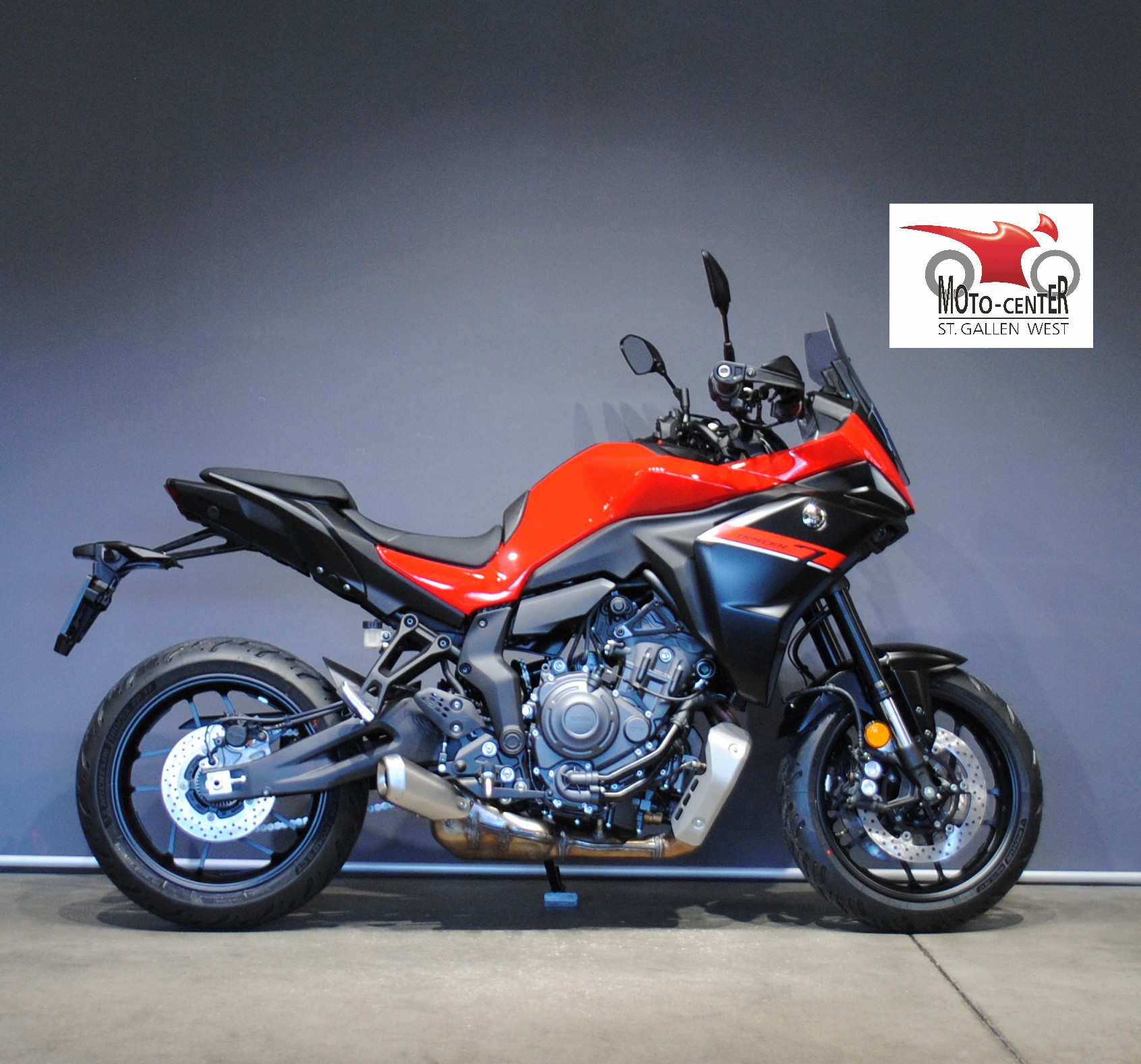 YAMAHA TRACER 7-showroom-element-1
