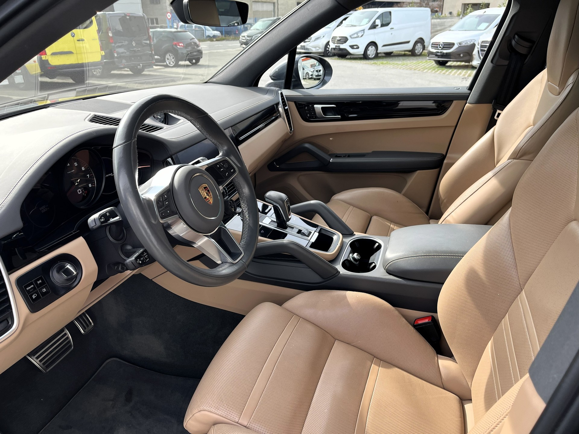 PORSCHE Cayenne S-image-8