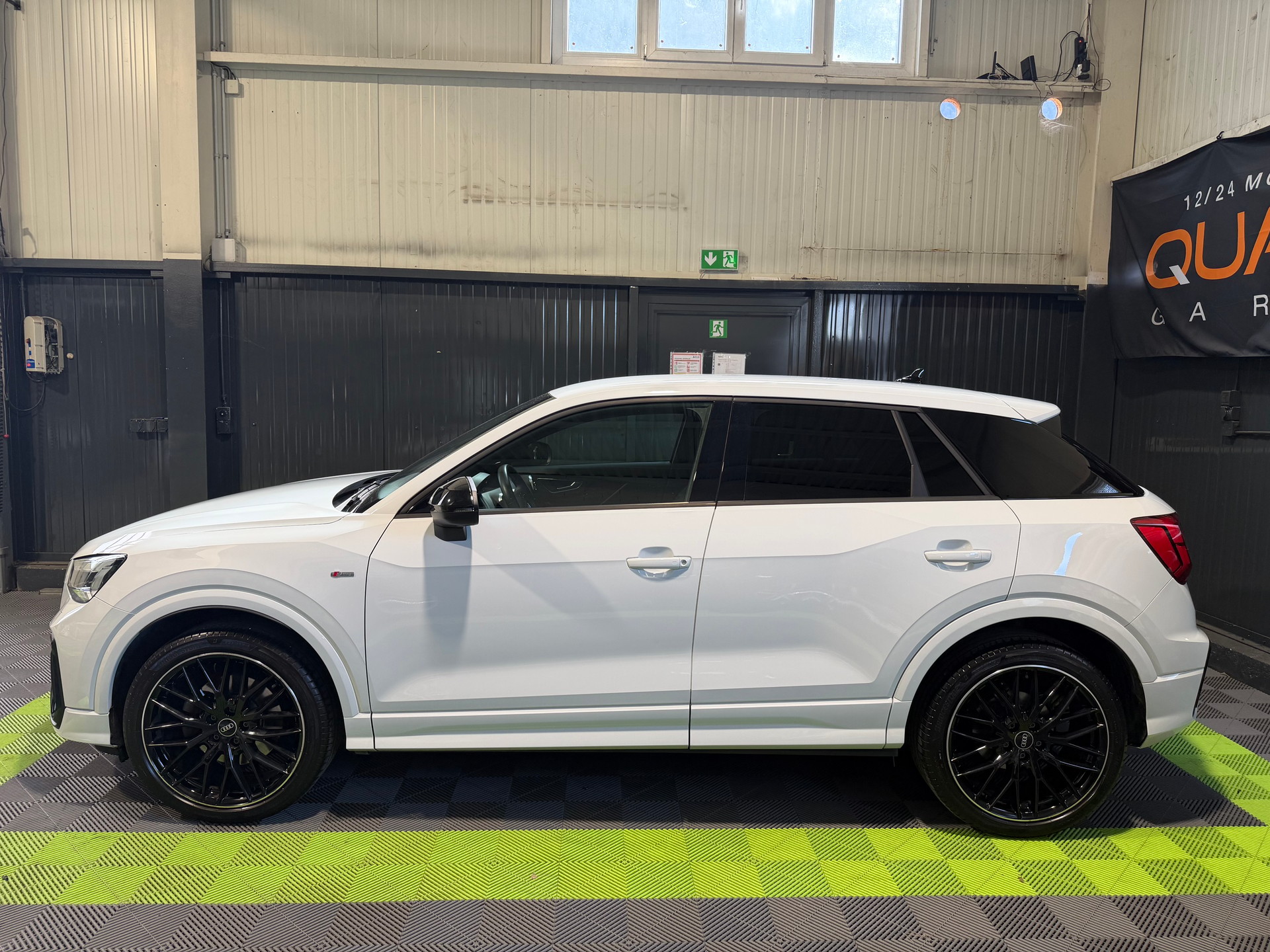 AUDI Q2 35 TFSI S line S-tronic-image-2