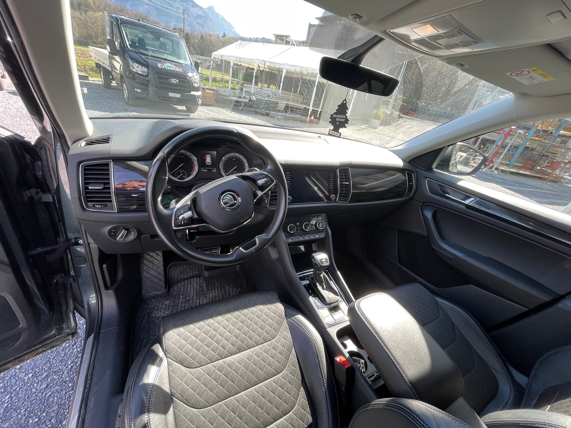 SKODA Kodiaq 2.0 TDI SCR Style 4x4 DSG-image-5