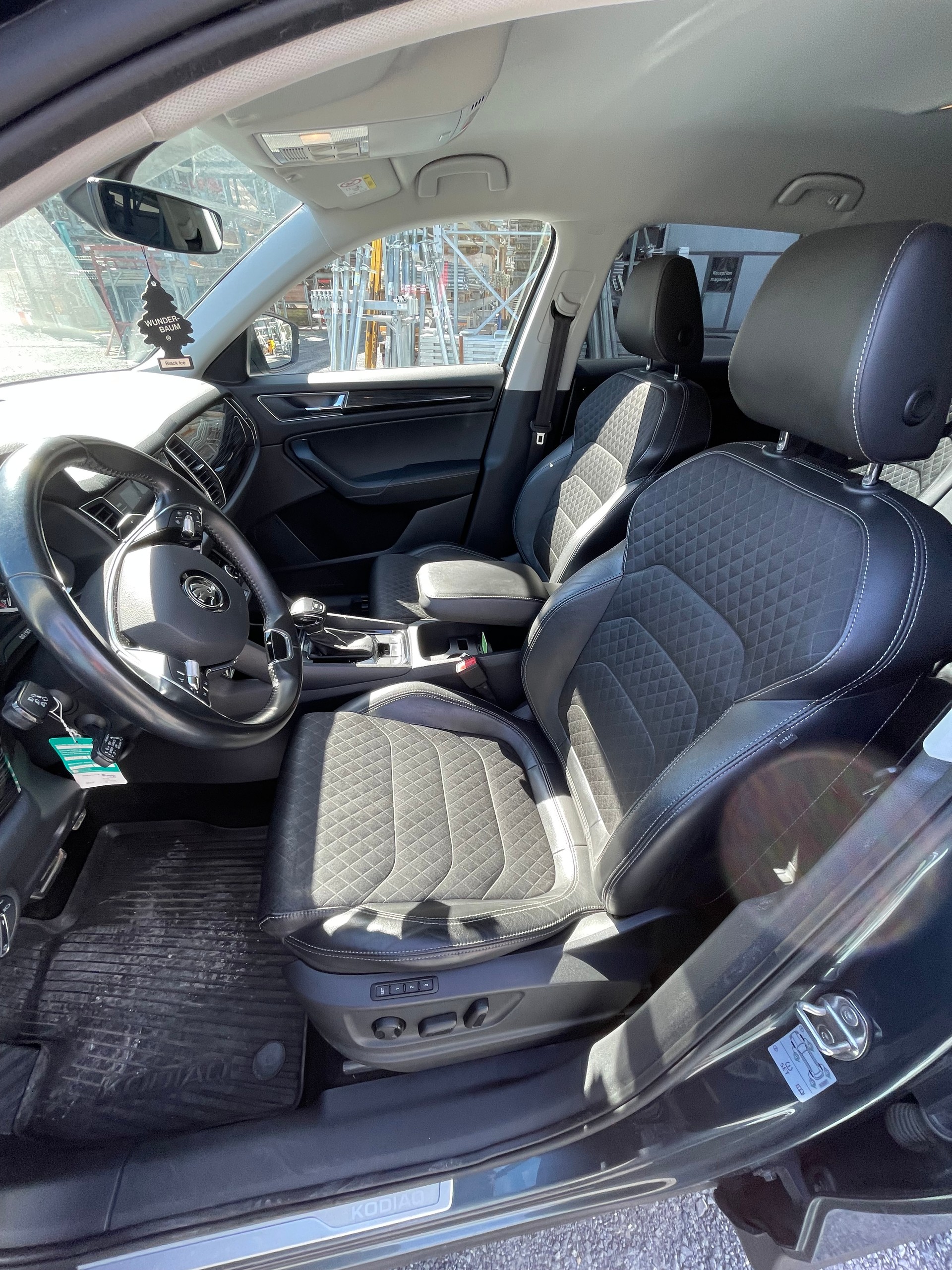 SKODA Kodiaq 2.0 TDI SCR Style 4x4 DSG-image-4