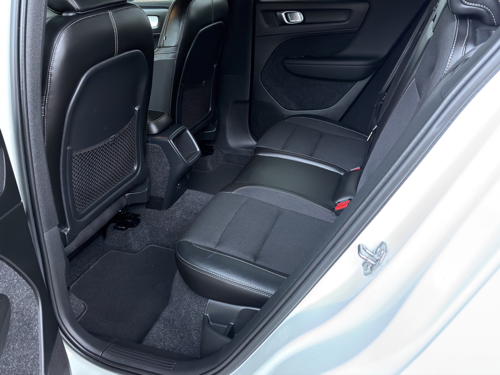 VOLVO XC40 T4 Inscription Geartronic-image-13
