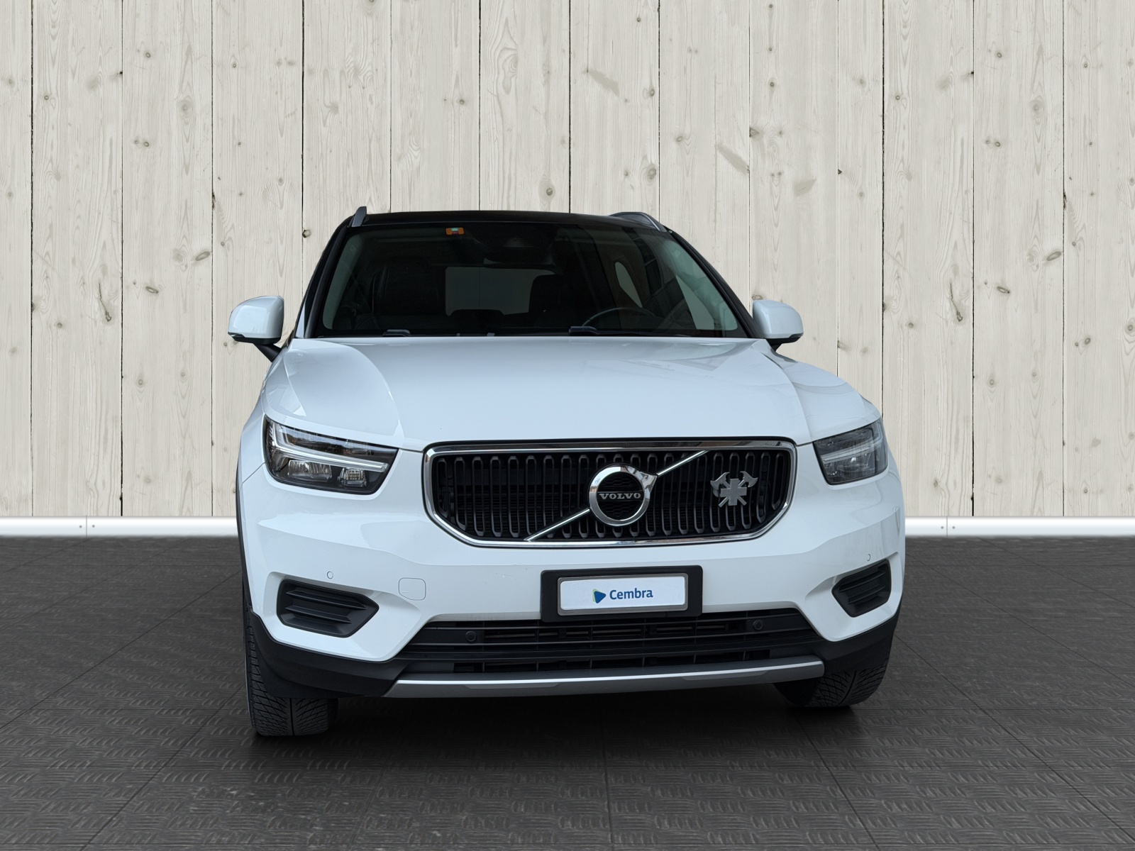 VOLVO XC40 T4 Inscription Geartronic-image-1