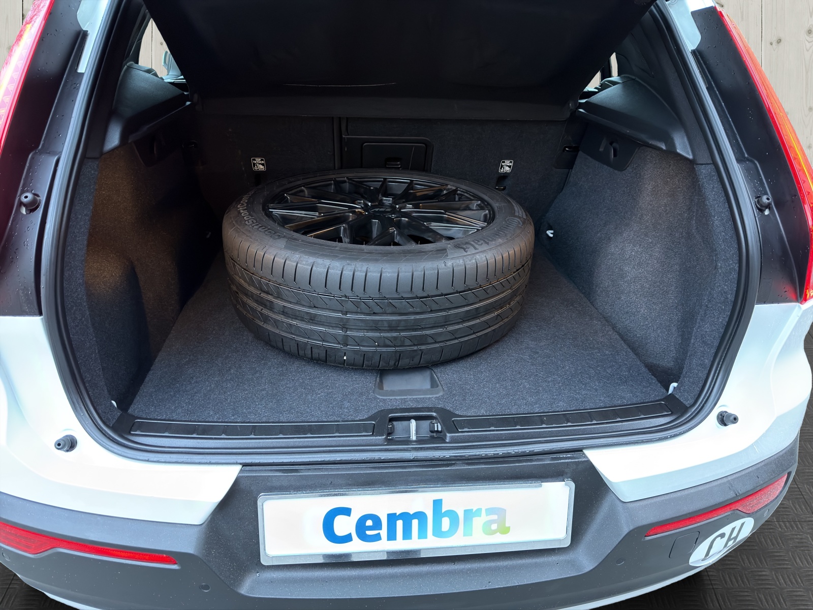 VOLVO XC40 T4 Inscription Geartronic-image-14