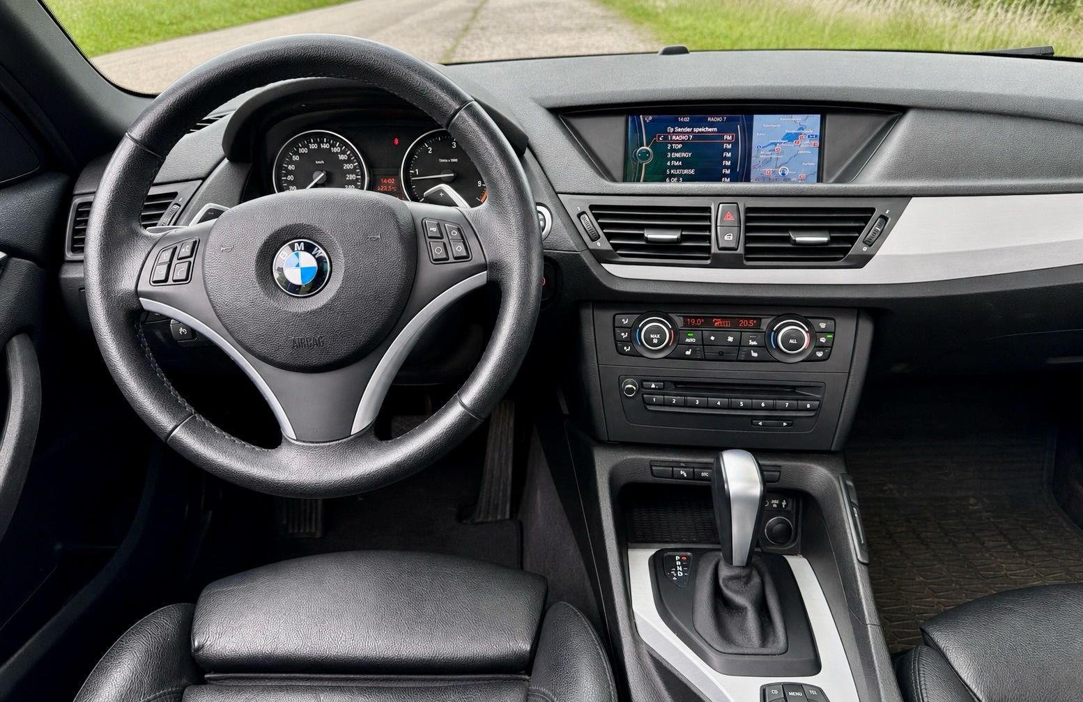 BMW X1 xDrive 23d Steptronic-image-4