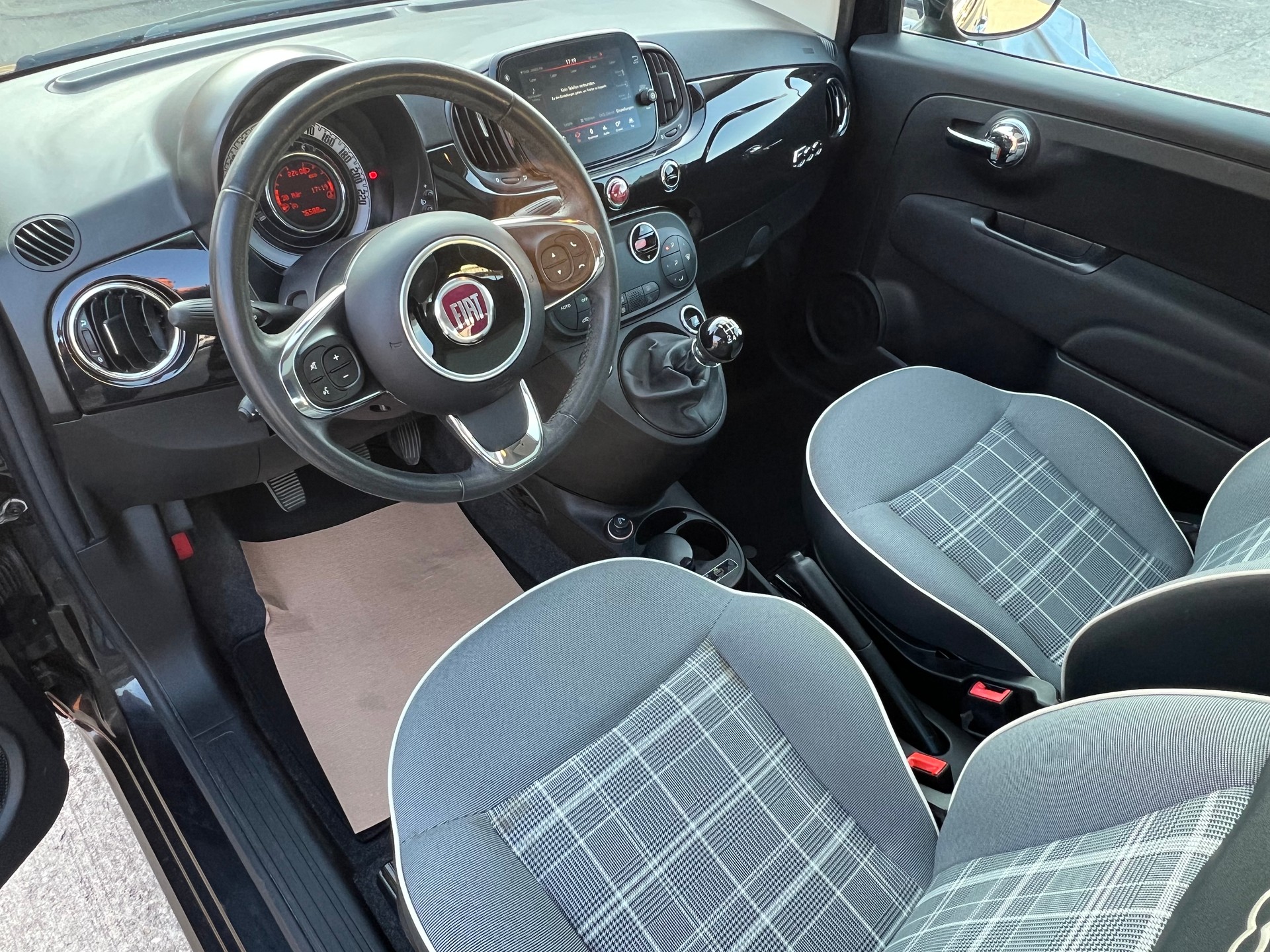 FIAT 500 0.9 Twinair Lounge *** Klima * Glasdach * 8 fachbereift * frisch ab MFK * 1 Jahr Garantie möglich ***-image-11