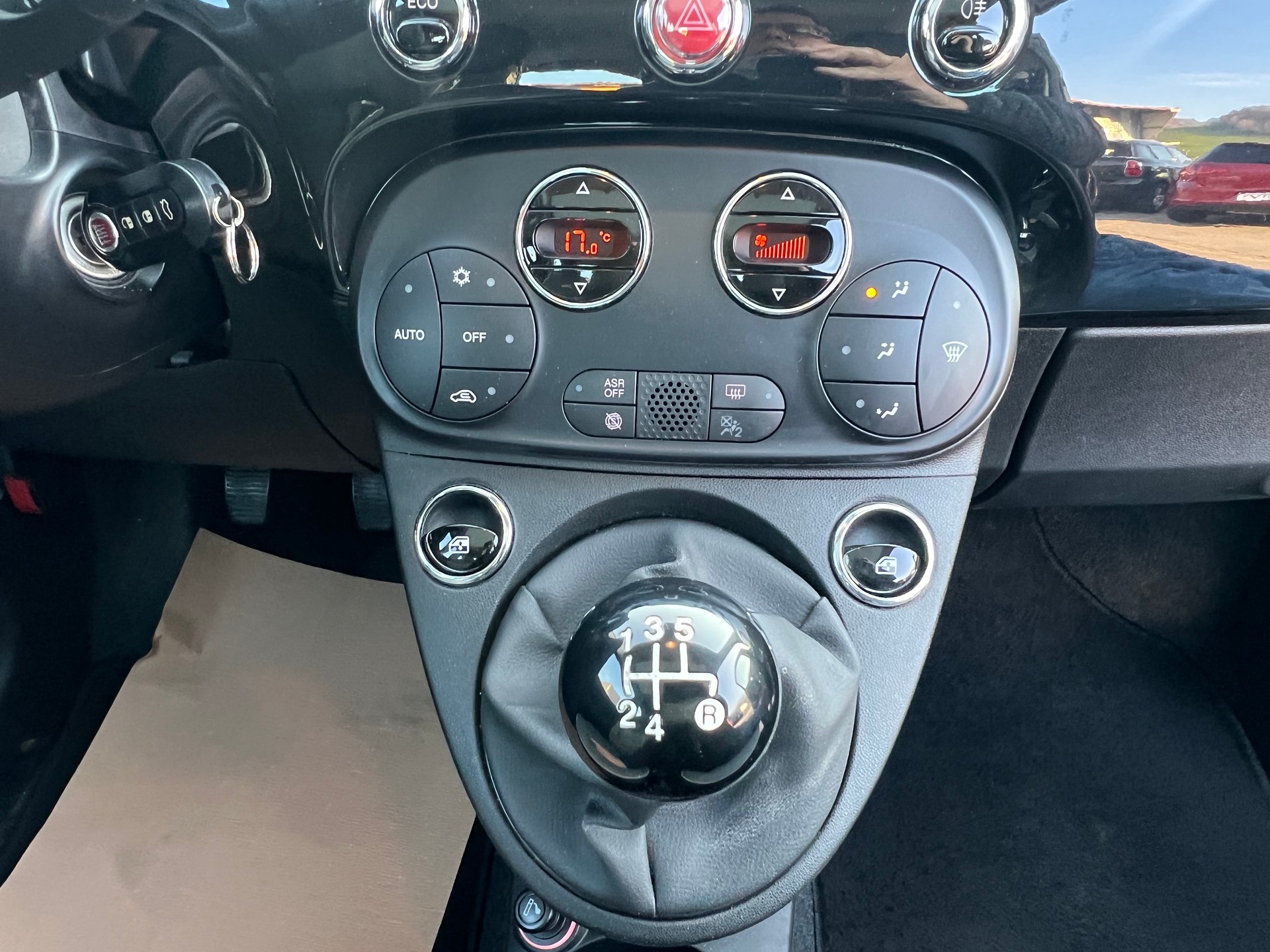 FIAT 500 0.9 Twinair Lounge *** Klima * Glasdach * 8 fachbereift * frisch ab MFK * 1 Jahr Garantie möglich ***-image-15