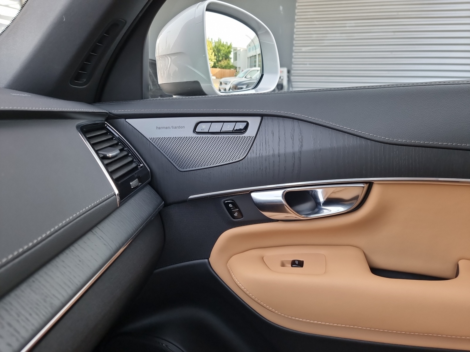 VOLVO XC90 2.0 T8 TE Plus Bright 7P. eAWD-image-14