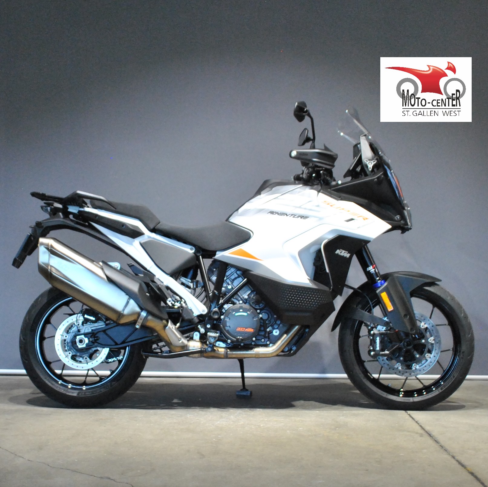 KTM 1290 Super Adventure S-showroom-element-1