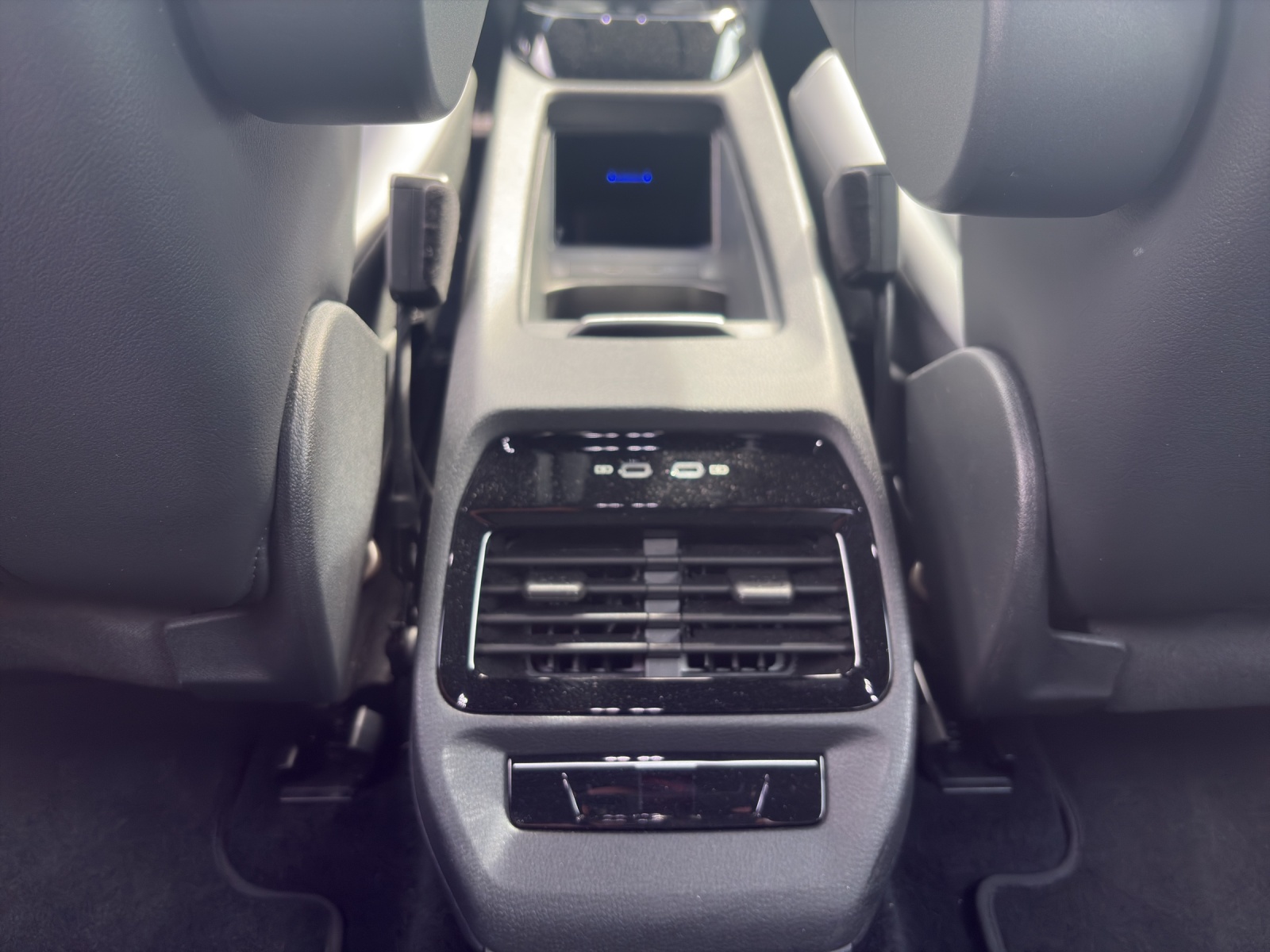 VW ID.4 Pro Performance-image-12
