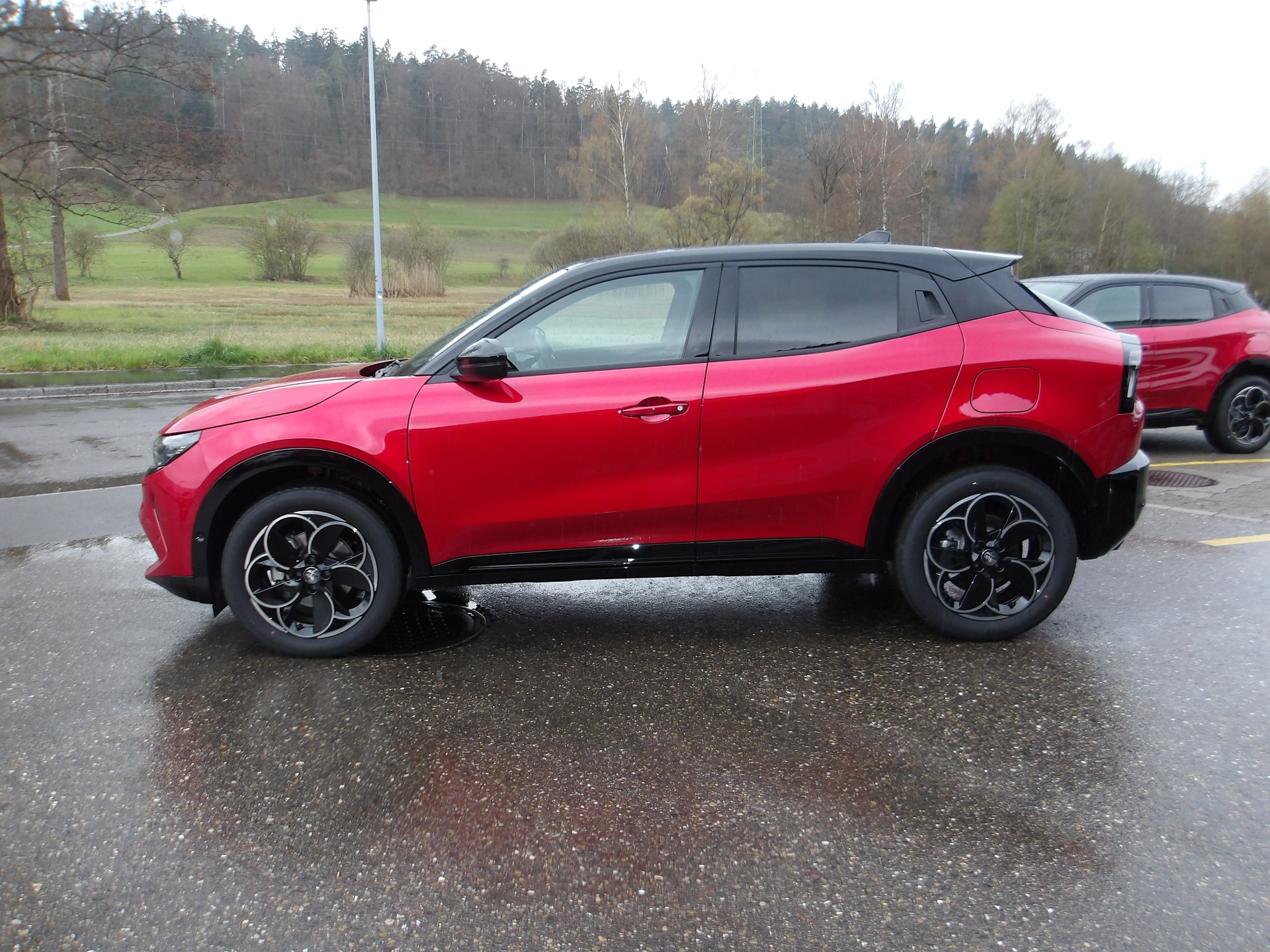 ALFA ROMEO Junior 1.2 48V Hybrid Q4-image-1