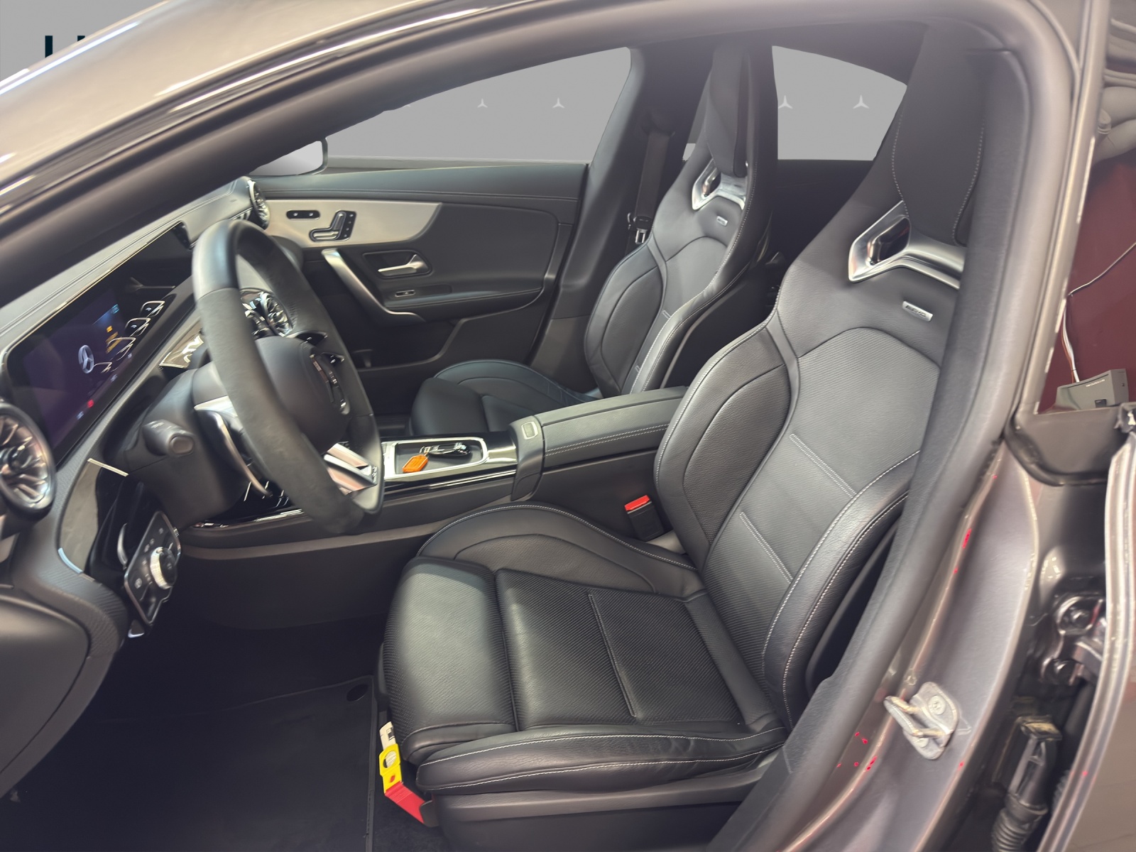 MERCEDES-BENZ CLA 45 S 4M+ AMG / 360 Grad Kamera / AMG Ride Control / Multibeam LED-image-7