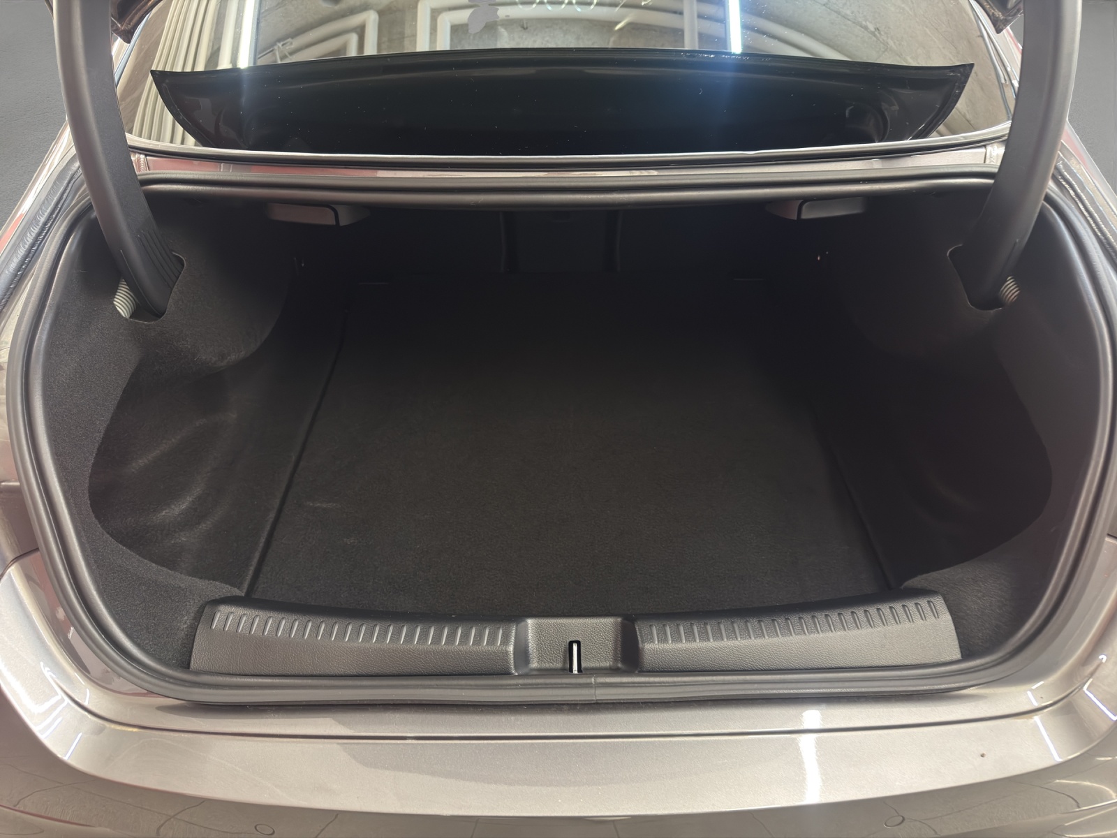 MERCEDES-BENZ CLA 45 S 4M+ AMG / 360 Grad Kamera / AMG Ride Control / Multibeam LED-image-14