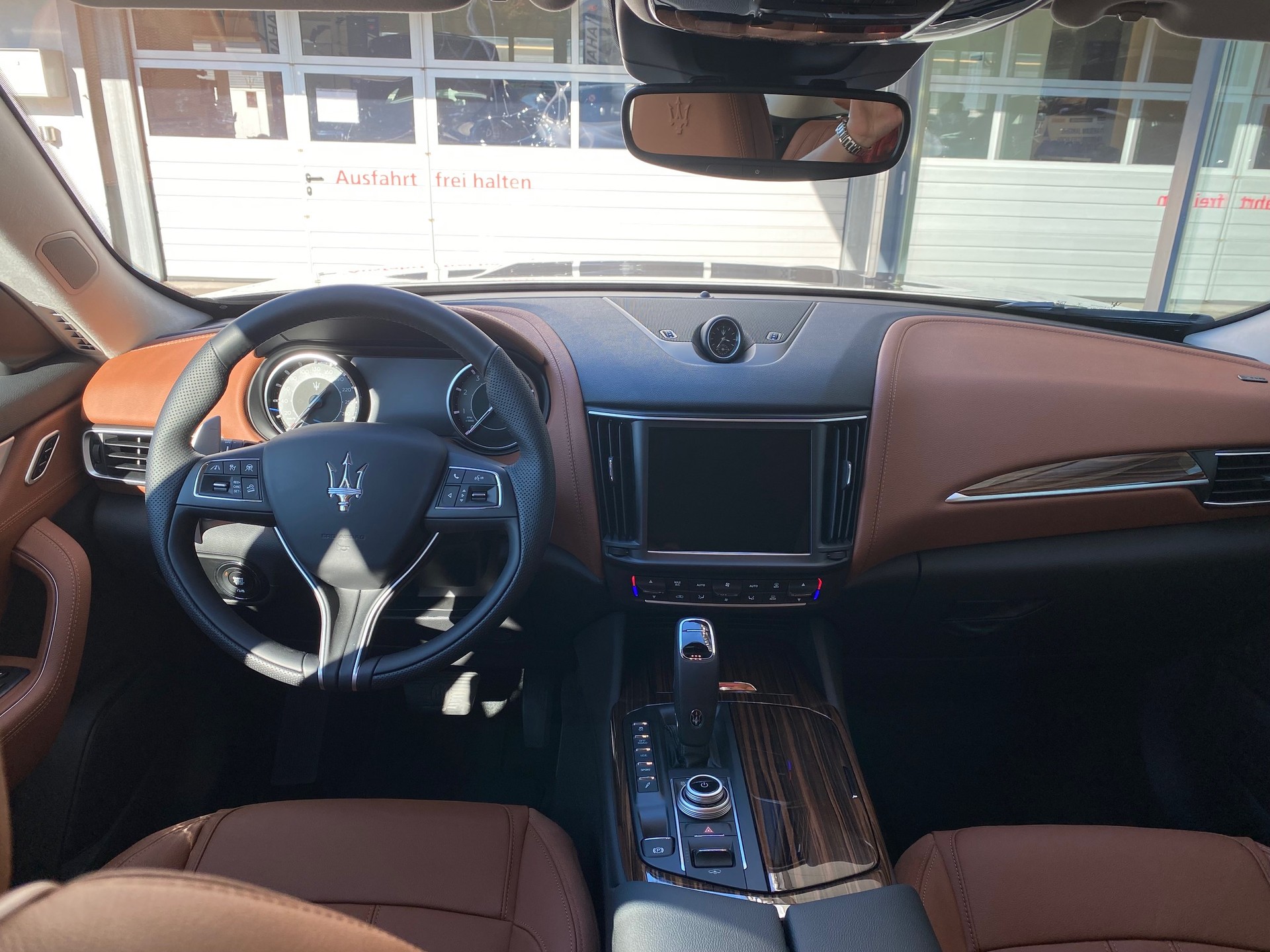 MASERATI Levante 2.0 MHEV GTHybrid-image-6